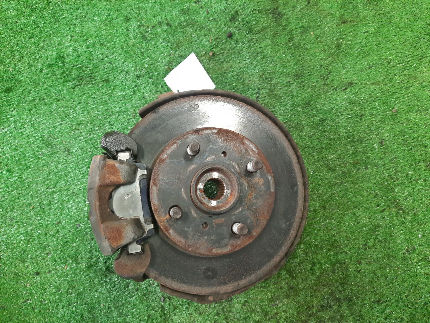 Ступица левая передняя TOYOTA PLATZ, VITZ SCP11, SCP10, SCP13 1SZ-FE, 2SZ-FE 1 ракурс