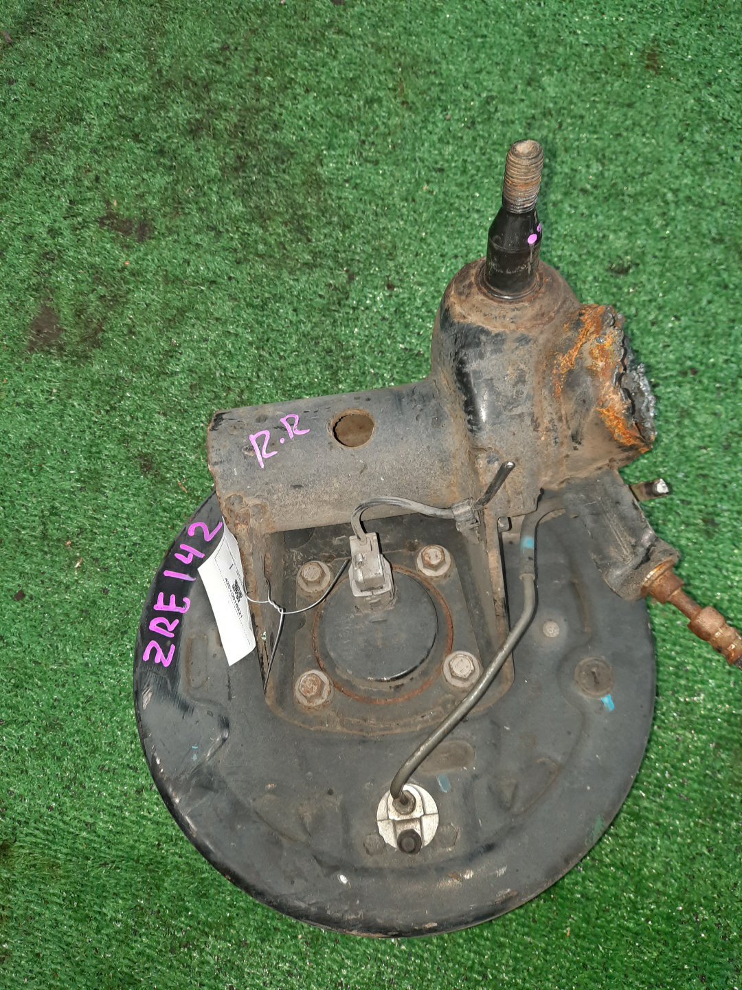 Ступица правая задняя TOYOTA AXIO, COROLLA FIELDER, COROLLA  AXIO, FIELDER NZE141, ZRE142, ZRE142G, NZE141G 1NZ-FE, 2ZR-FAE, 2ZR-FE 2 ракурс