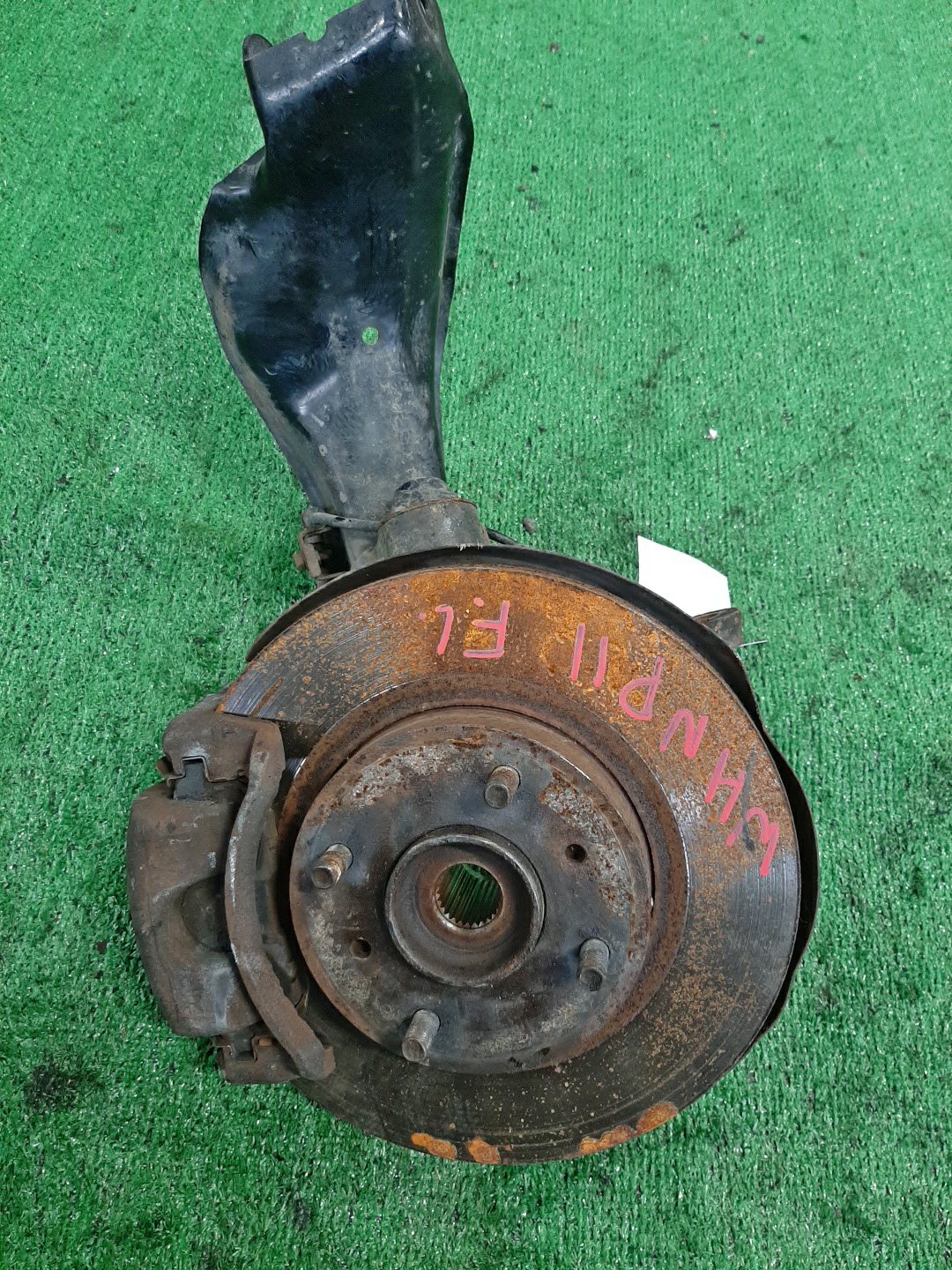 Ступица левая передняя NISSAN BLUEBIRD, PRIMERA ENU14, HNU14, HNP11, WHNP11 SR18DE, SR20DE 3 ракурс