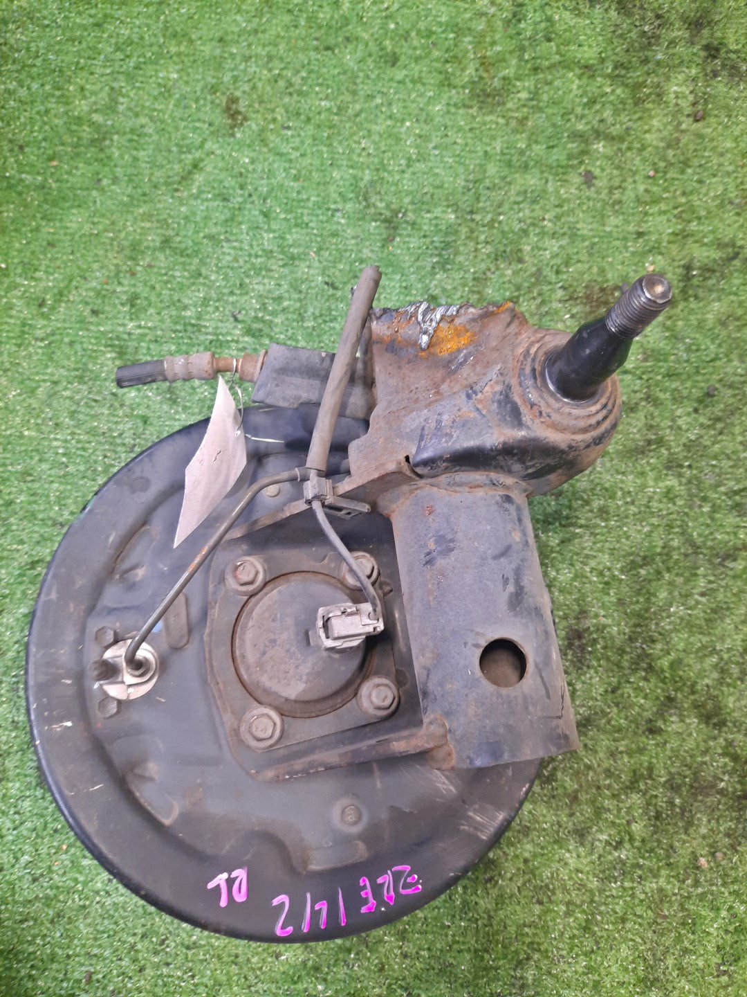 Ступица левая задняя TOYOTA AXIO, COROLLA FIELDER, COROLLA  AXIO, FIELDER NZE141, ZRE142, ZRE142G, NZE141G 1NZ-FE, 2ZR-FAE, 2ZR-FE 2 ракурс