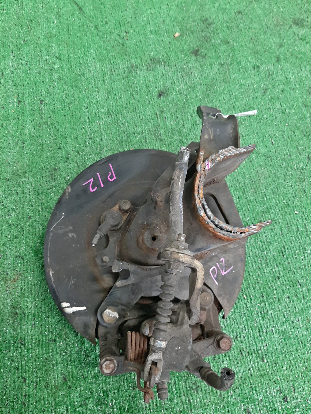 Ступица левая задняя NISSAN PRIMERA P12, QP12, TP12, HP12, RP12, WTP12, WHP12, WRP12 QR20DE, QG18DE, SR20VE, QR25DD 3 ракурс