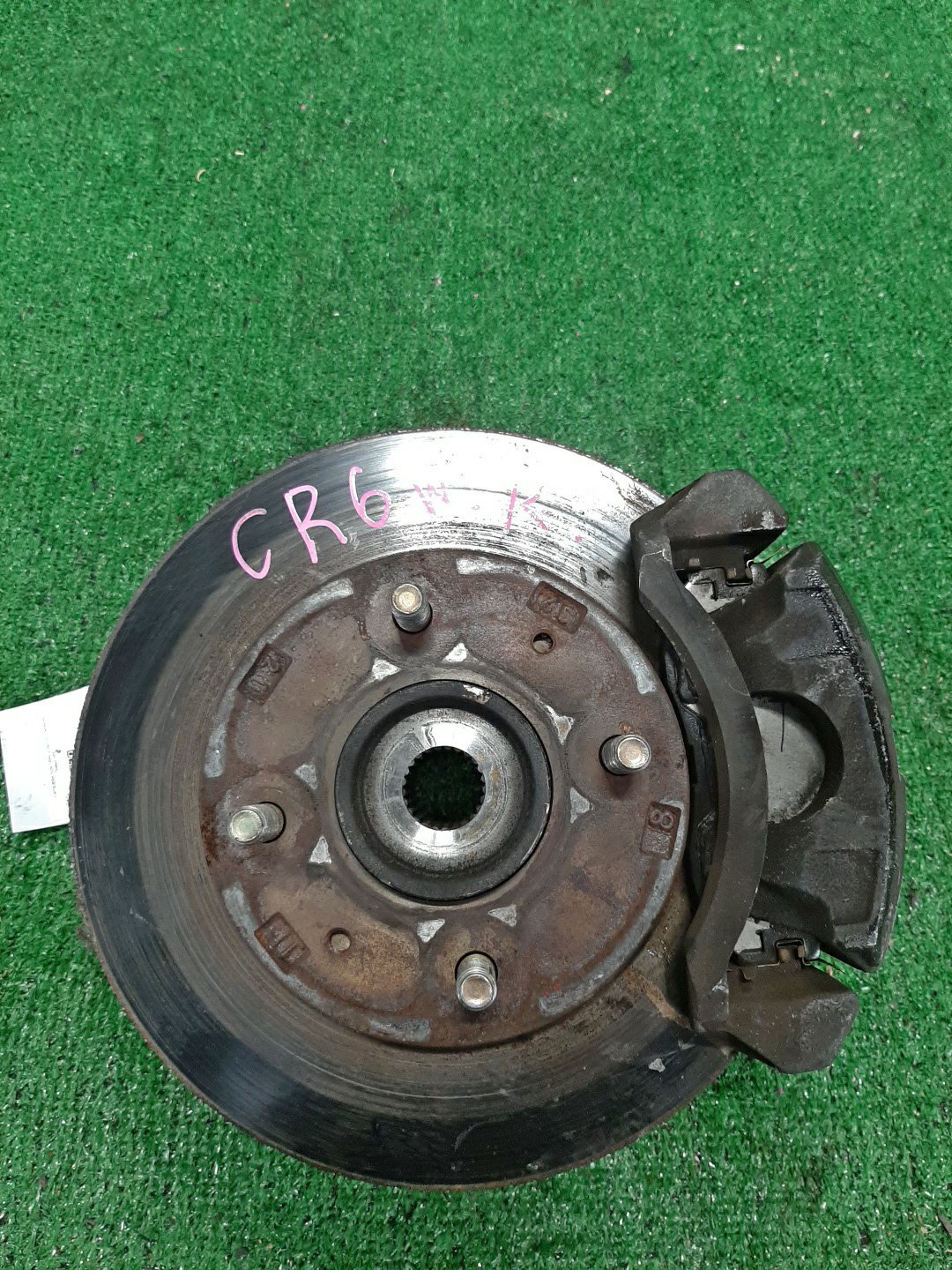 Ступица правая передняя  MITSUBISHI DION CR6W, CR9W, CR5W 4G94, 4G63, 4G93 1 ракурс