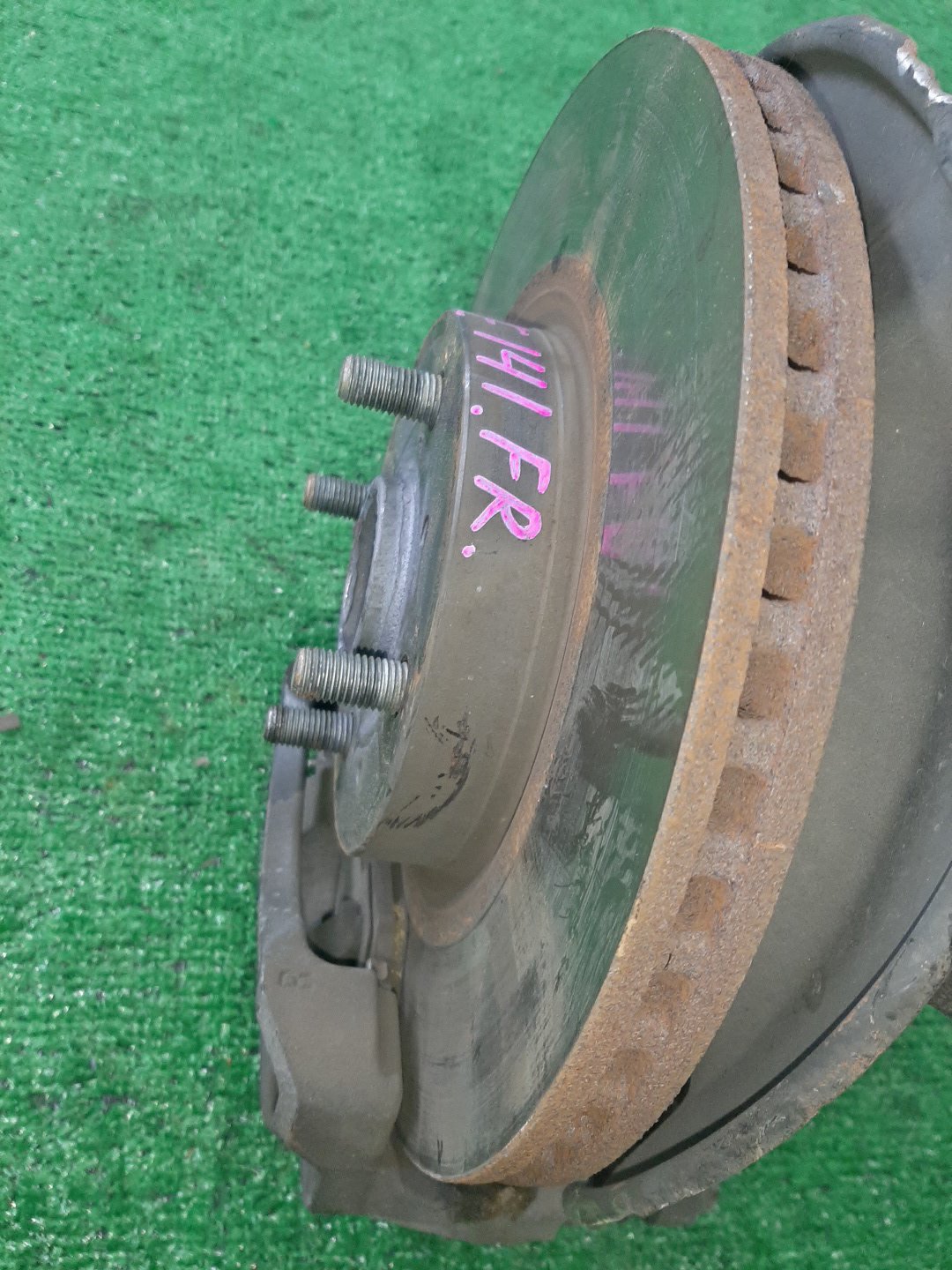 Ступица правая передняя TOYOTA AXIO, COROLLA FIELDER, COROLLA  AXIO, FIELDER NZE141, ZRE142, ZRE142G, NZE141G 1NZ-FE, 2ZR-FAE, 2ZR-FE 5 ракурс