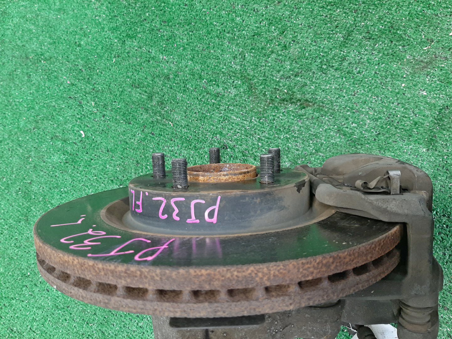 Ступица левая передняя NISSAN TEANA TNJ32, PJ32, J32 QR25DE, VQ35DE, VQ25DE 2 ракурс