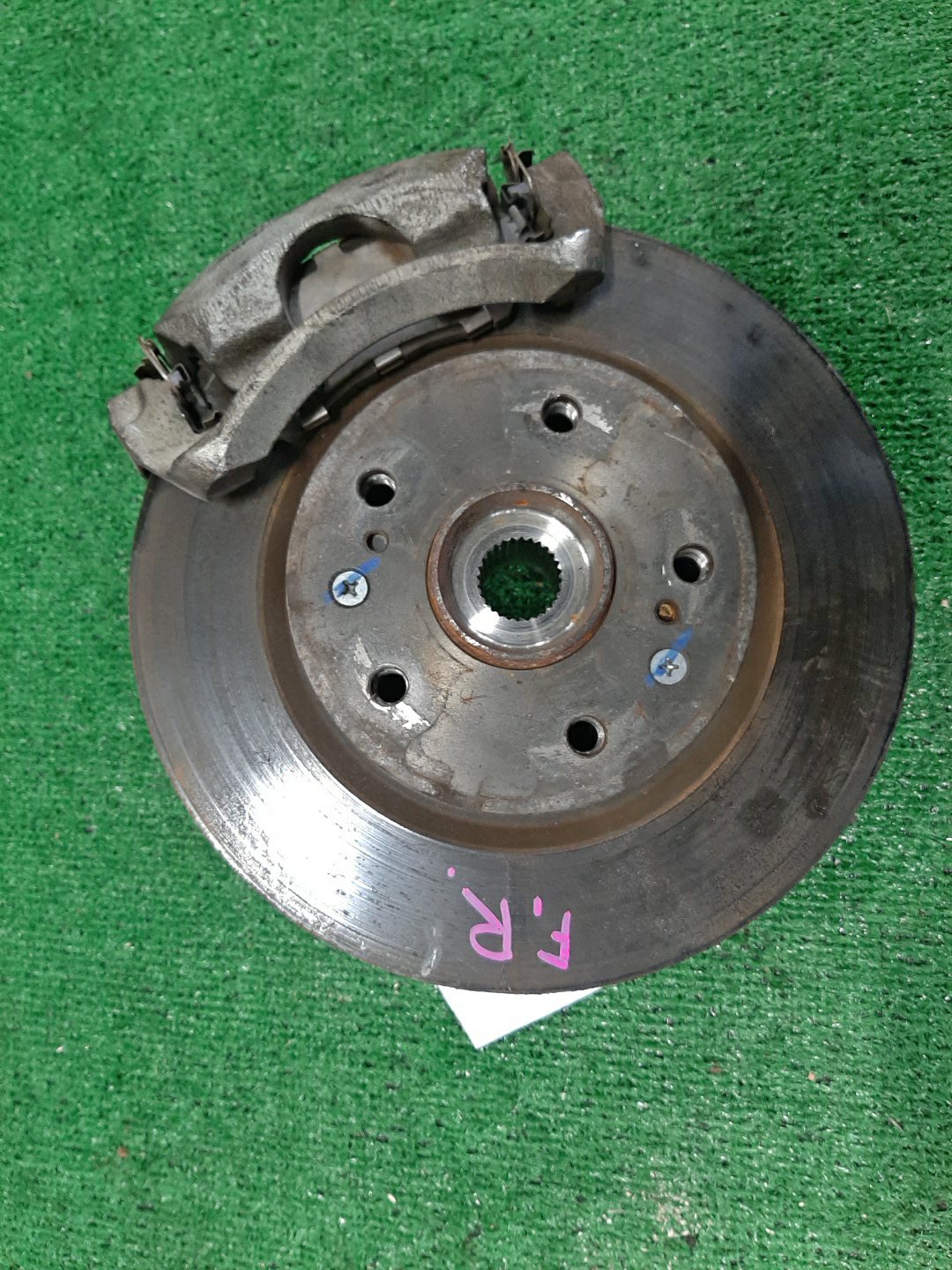 Ступица правая передняя SUZUKI SX4 YA22S M16A 1 ракурс