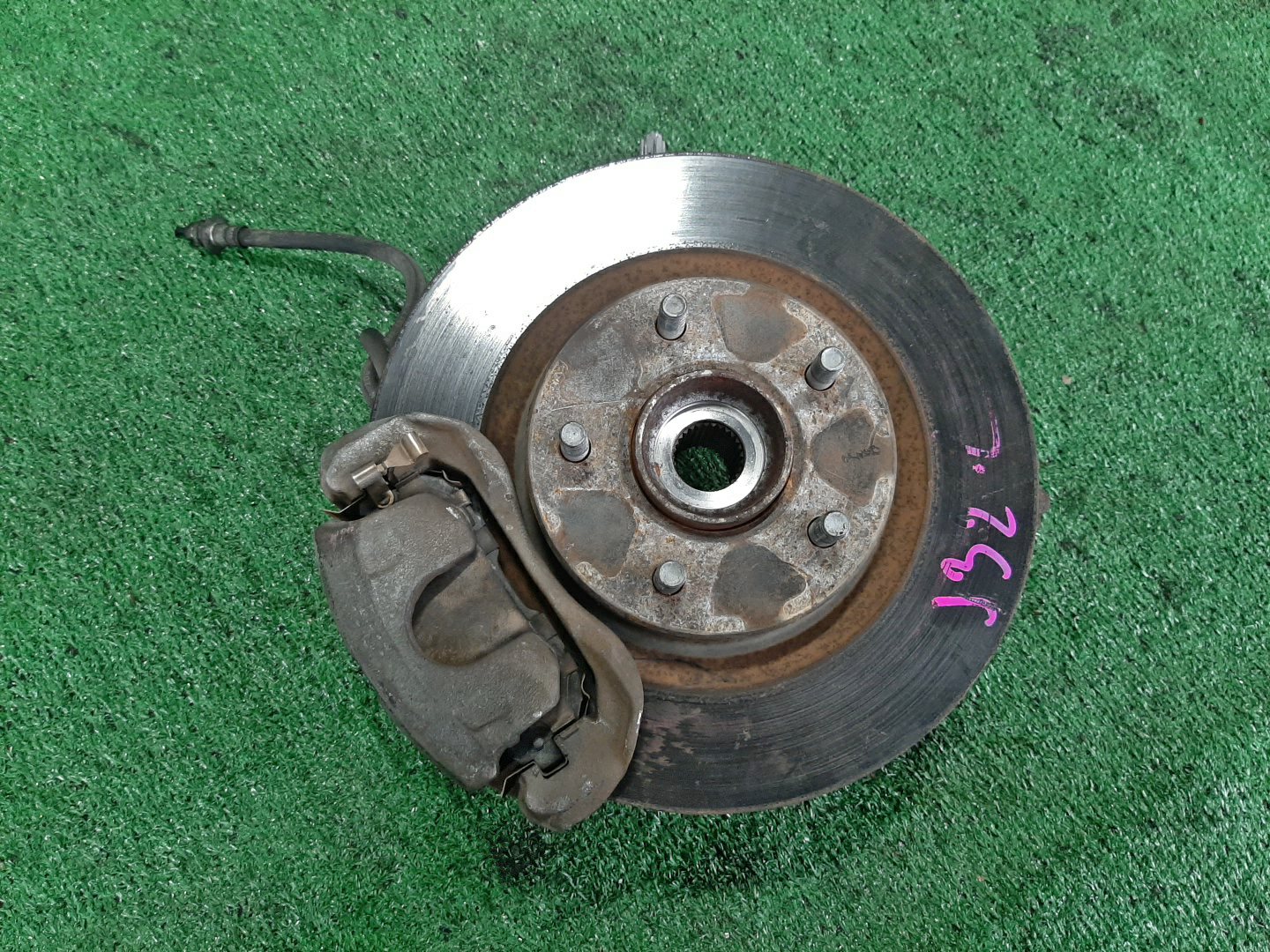 Ступица левая передняя NISSAN TEANA TNJ32, PJ32, J32 QR25DE, VQ35DE, VQ25DE 1 ракурс