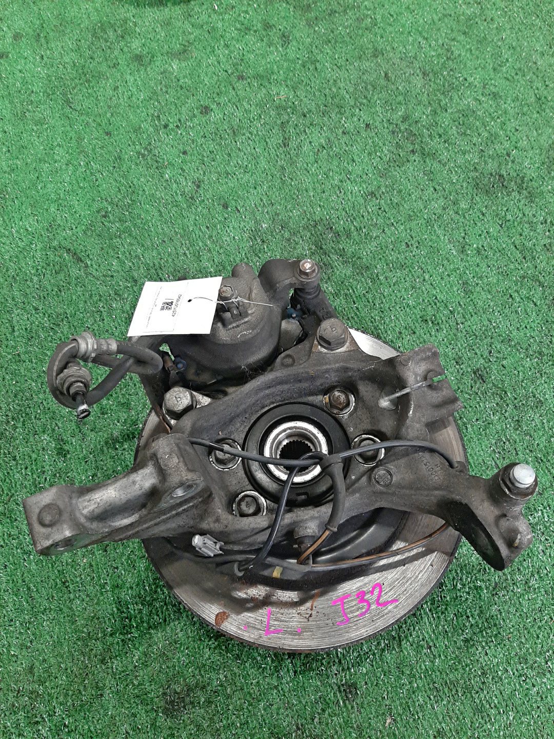 Ступица левая передняя NISSAN TEANA TNJ32, PJ32, J32 QR25DE, VQ35DE, VQ25DE 3 ракурс