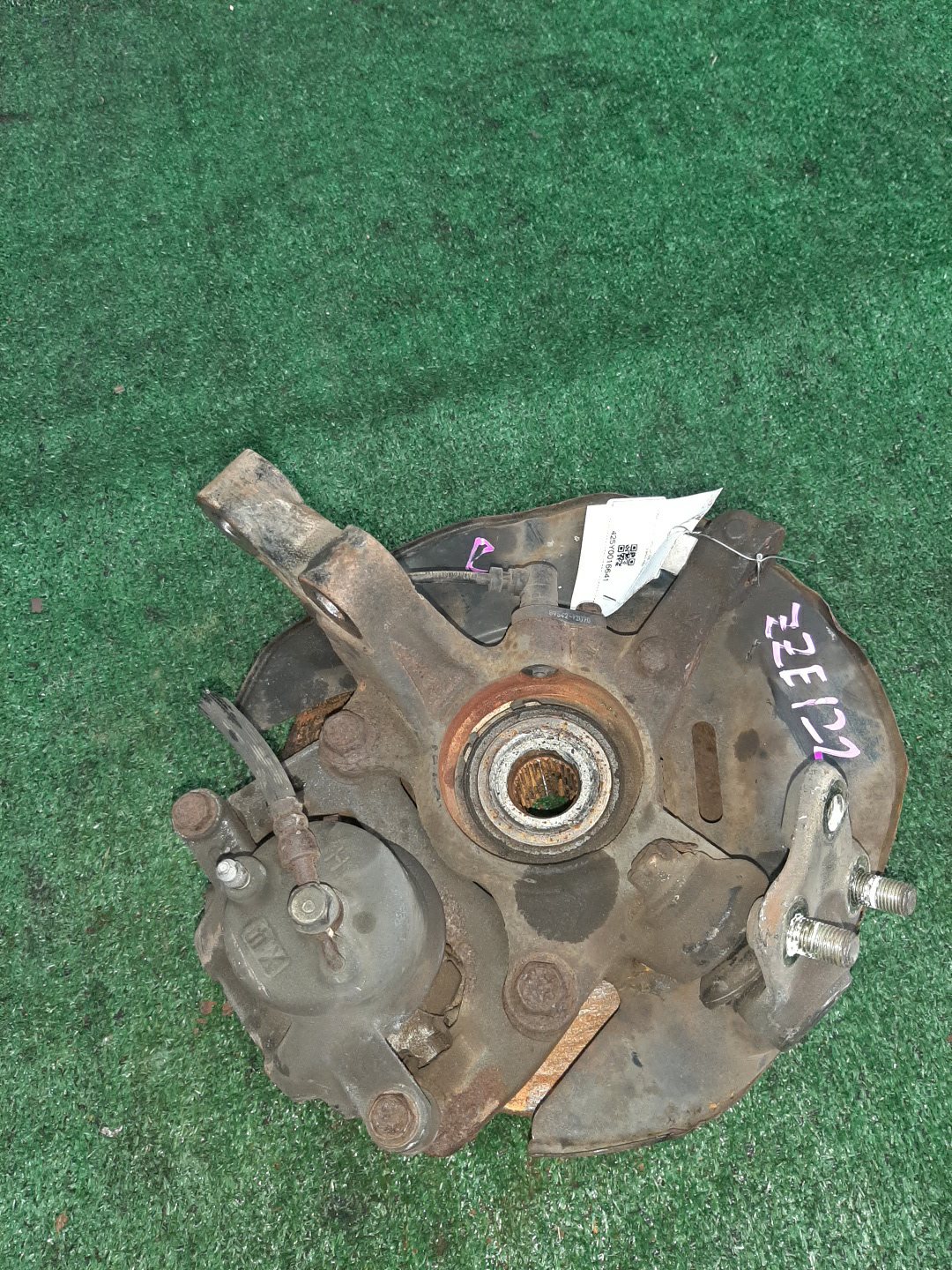 Ступица правая передняя TOYOTA COROLLA, COROLLA SPACIO, COROLLA FIELDER, ALLEX, COROLLA RUNX ZZE122, NZE121N, ZZE122N, ZZE122G 1ZZ-FE, 1NZ-FE 3 ракурс
