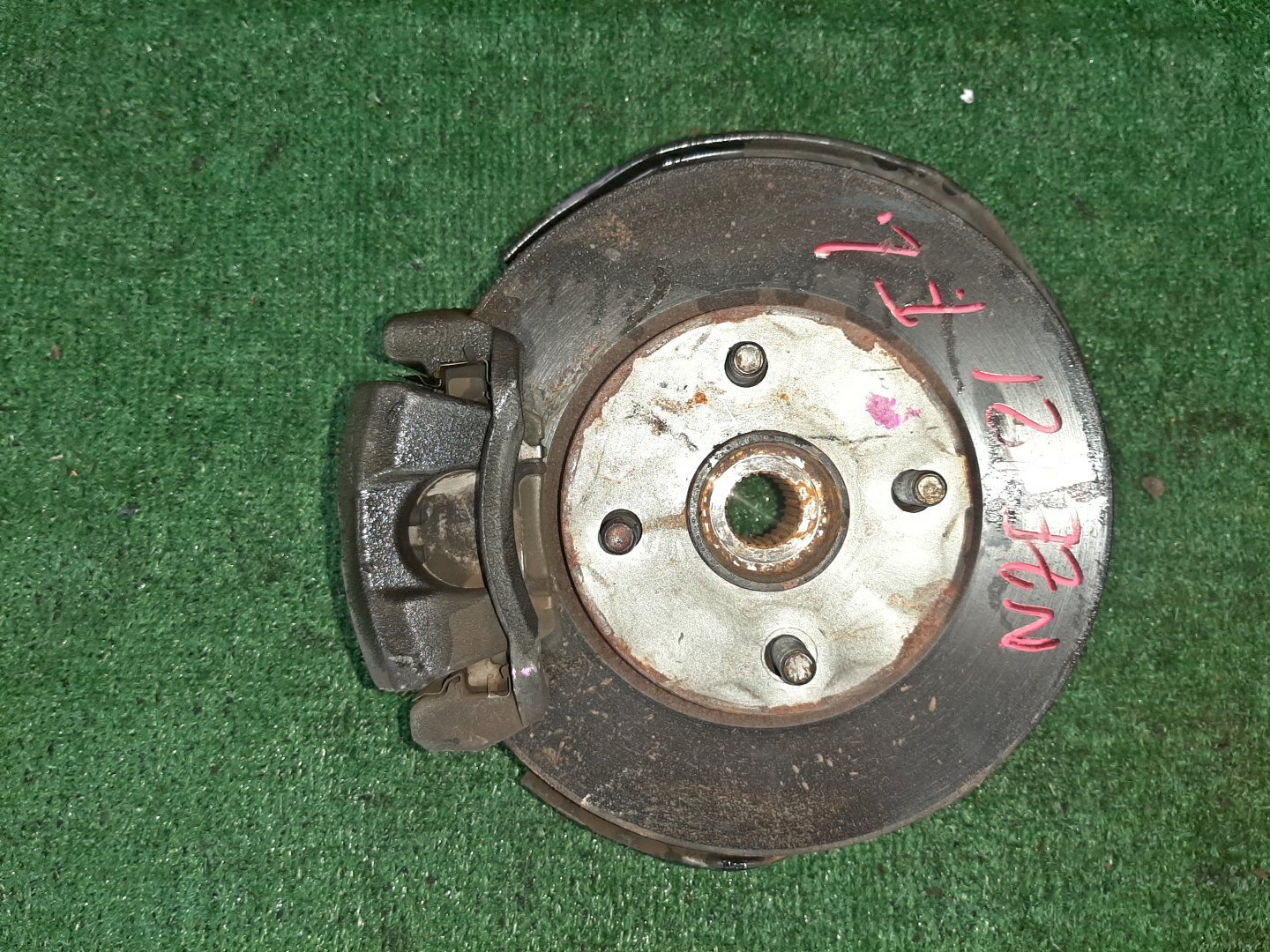 Ступица левая передняя TOYOTA COROLLA, COROLLA FIELDER, ALLEX, COROLLA RUNX NZE121 1NZ-FE 1 ракурс