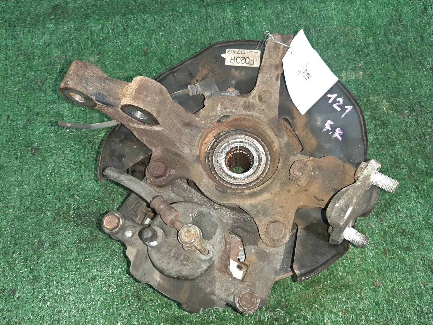 Ступица правая передняя TOYOTA COROLLA, COROLLA FIELDER, ALLEX, COROLLA RUNX NZE121, NZE121G 1NZ-FE 3 ракурс