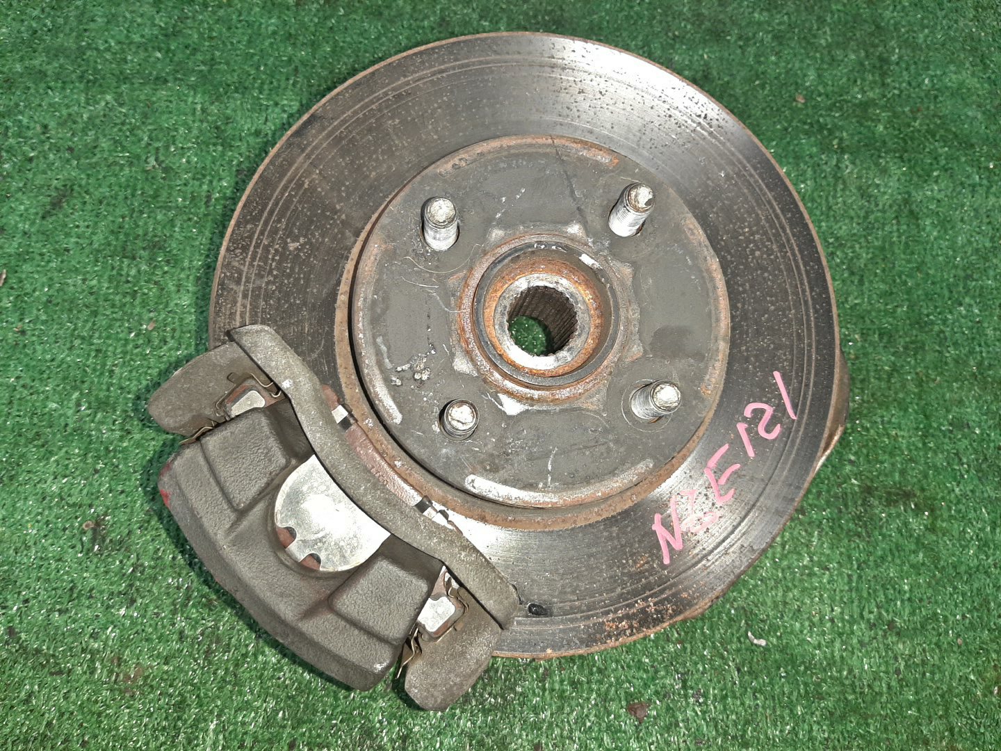 Ступица левая передняя TOYOTA COROLLA, COROLLA FIELDER, ALLEX, COROLLA RUNX NZE121 1NZ-FE 1 ракурс