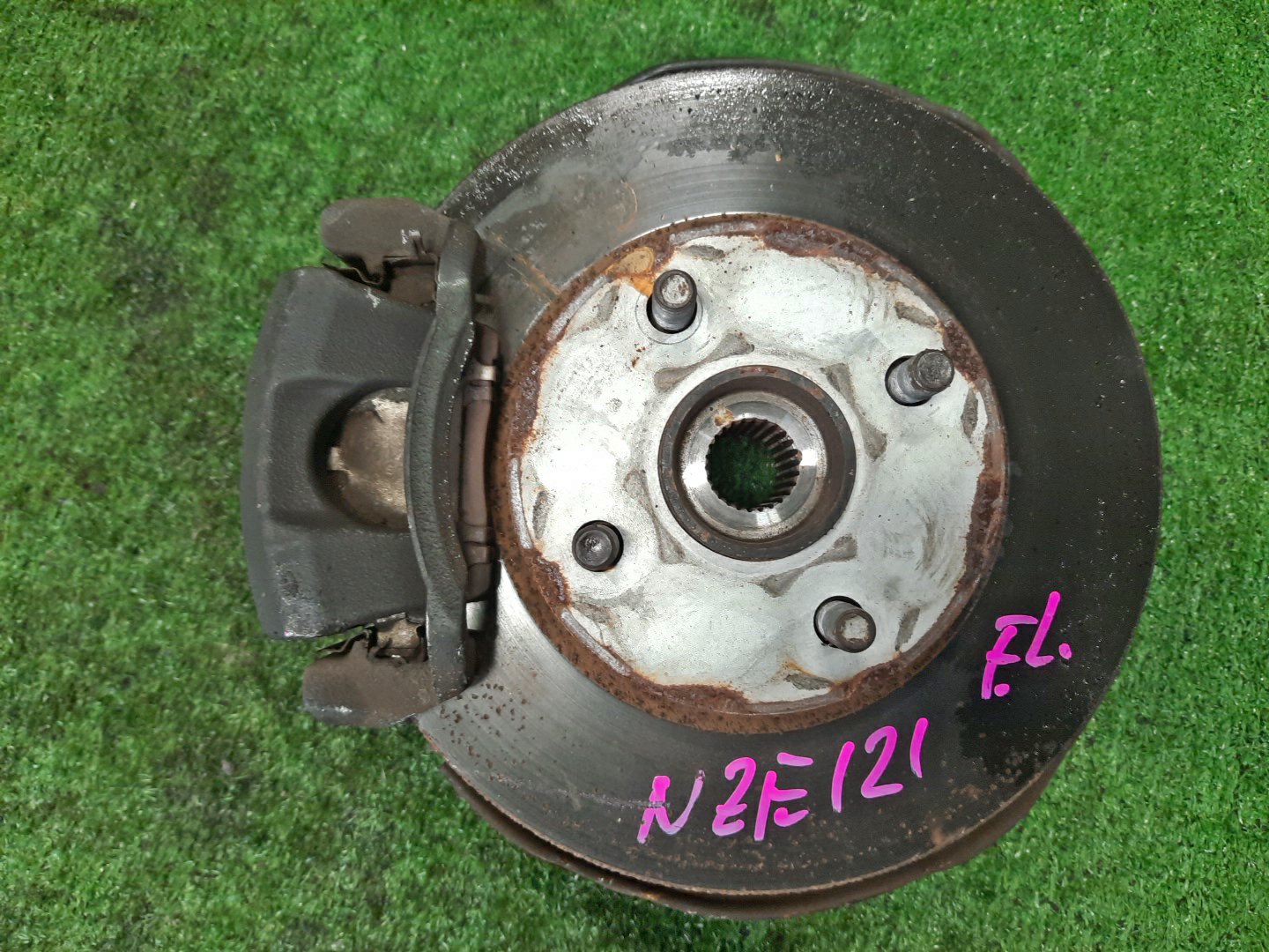 Ступица левая передняя TOYOTA COROLLA, COROLLA FIELDER, ALLEX, COROLLA RUNX NZE121 1NZ-FE 1 ракурс