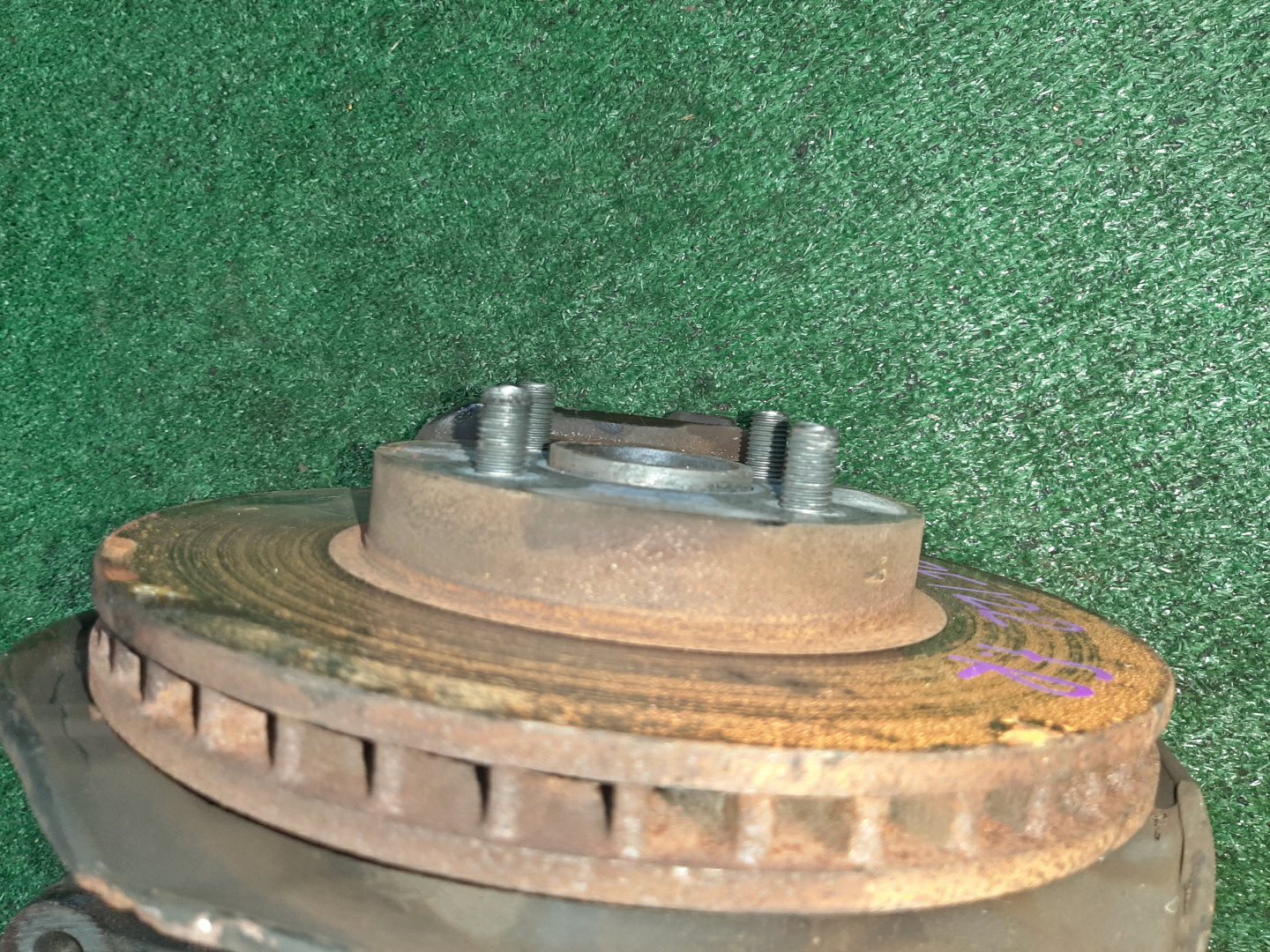 Ступица правая передняя TOYOTA COROLLA, COROLLA SPACIO, COROLLA FIELDER, ALLEX, COROLLA RUNX ZZE122, NZE121N, ZZE122N, ZZE122G 1ZZ-FE, 1NZ-FE 2 ракурс