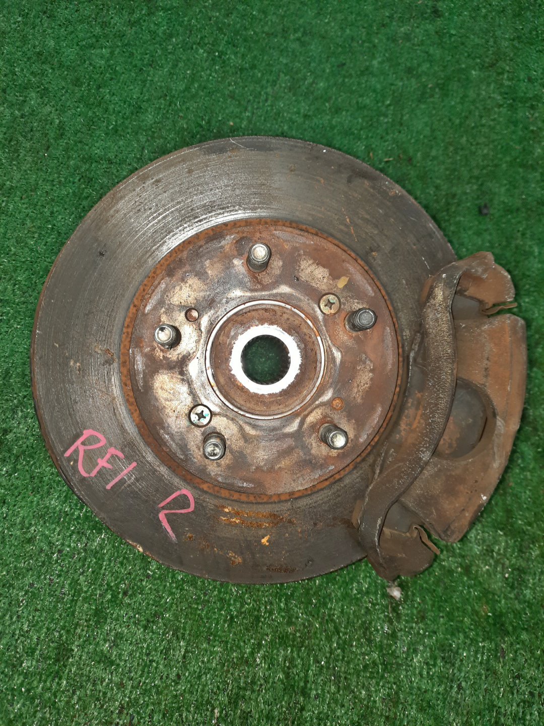 Ступица правая передняя HONDA STEPWGN RF1 B20B 1 ракурс