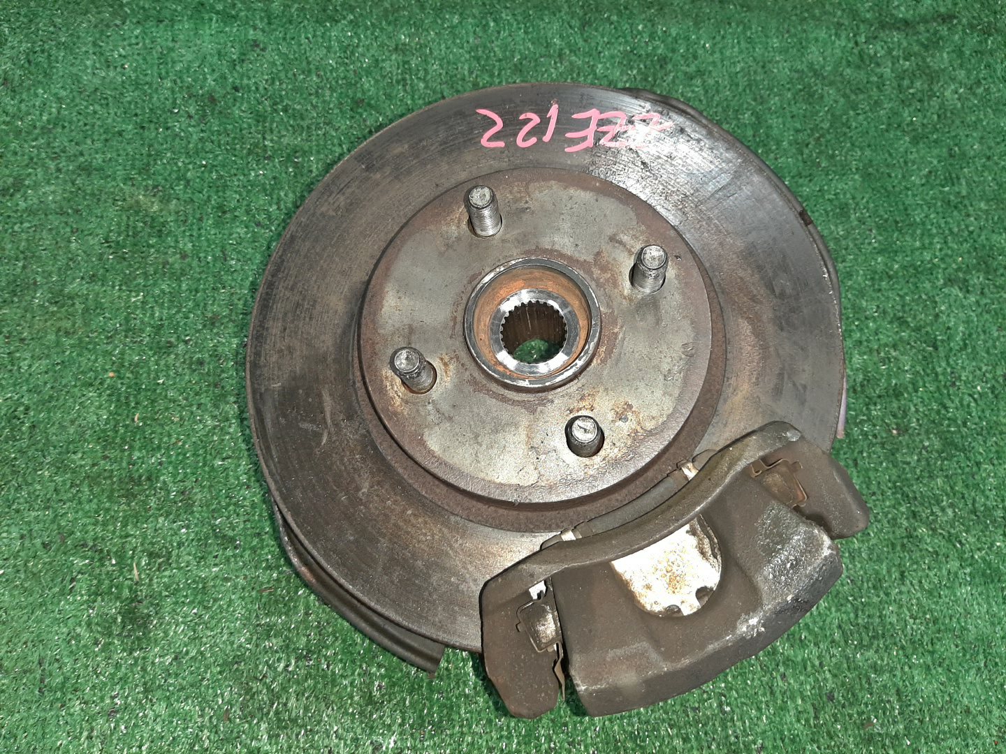 Ступица правая передняя TOYOTA COROLLA, COROLLA SPACIO, COROLLA FIELDER, ALLEX, COROLLA RUNX ZZE122, NZE121N, ZZE122N, ZZE122G 1ZZ-FE, 1NZ-FE 1 ракурс