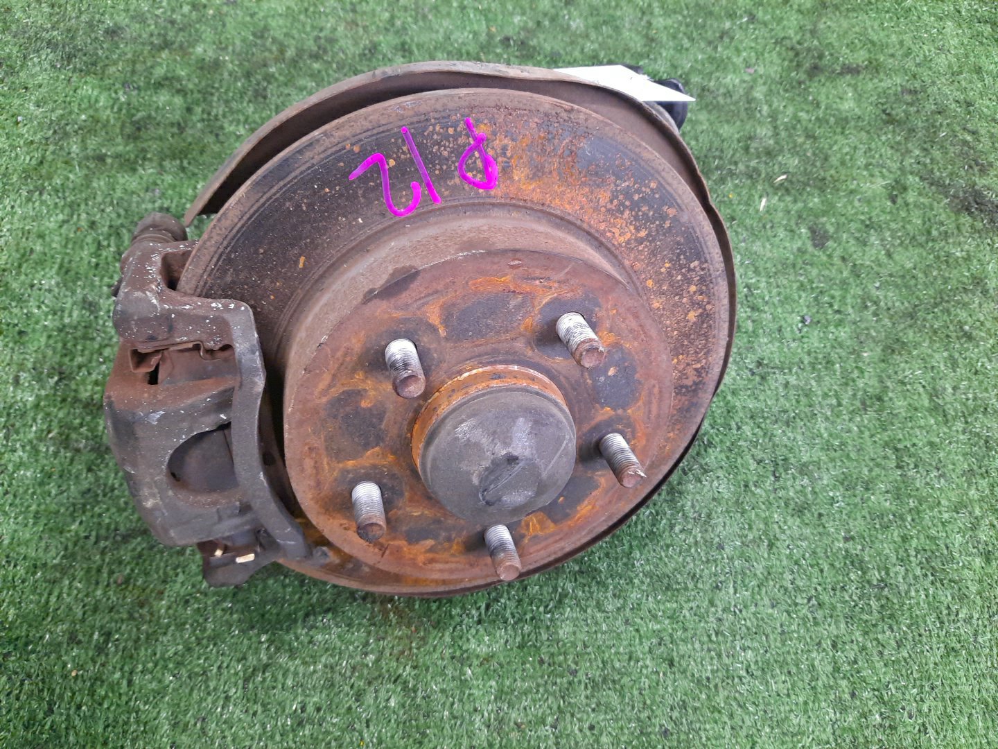 Ступица левая задняя NISSAN PRIMERA P12, QP12, TP12, HP12, RP12, WTP12, WHP12, WRP12 QR20DE, QG18DE, SR20VE, QR25DD 1 ракурс