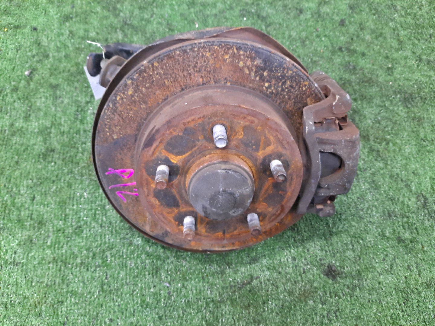 Ступица правая задняя NISSAN PRIMERA P12, QP12, TP12, HP12, RP12, WTP12, WHP12, WRP12 QR20DE, QG18DE, SR20VE, QR25DD 1 ракурс