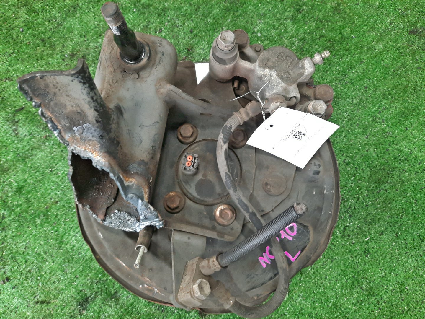 Ступица левая задняя TOYOTA VITZ NCP10, NCP13 2NZ-FE, 1NZ-FE 2 ракурс
