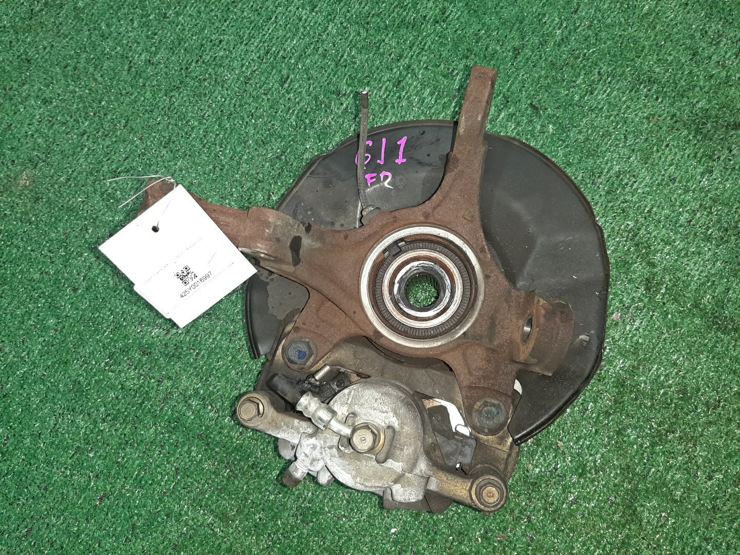 Ступица правая передняя HONDA AIRWAVE GJ1 L15A 3 ракурс