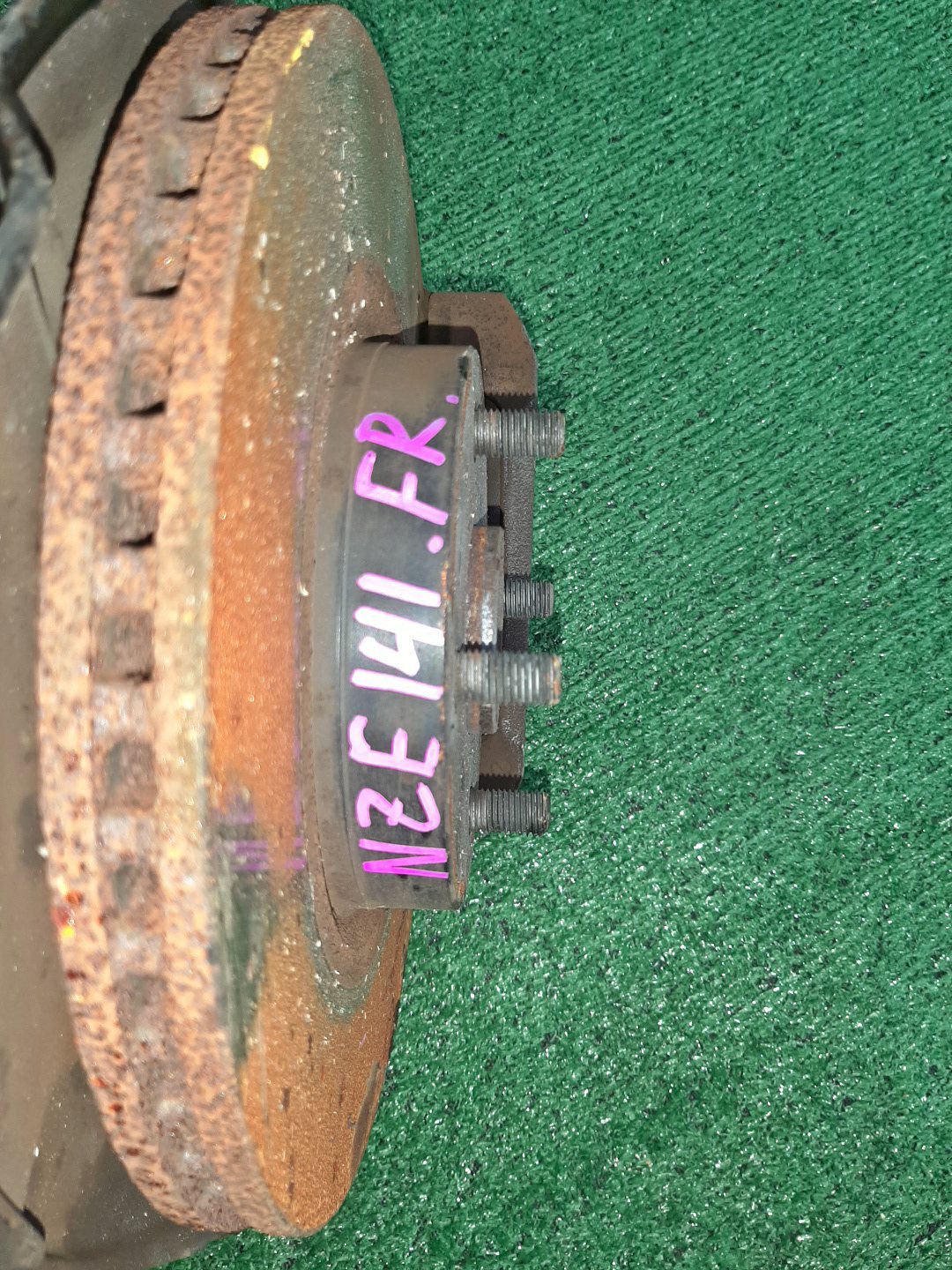 Ступица правая передняя TOYOTA AXIO, COROLLA FIELDER, COROLLA AXIO, FIELDER NZE141, ZRE142, ZRE142G, NZE141G 1NZ-FE, 2ZR-FAE, 2ZR-FE 2 ракурс Ступица правая передняя TOYOTA AXIO, COROLLA FIELDER, COROLLA AXIO, FIELDER NZE141, ZRE142, ZRE142G, NZE141G 1NZ-FE, 2ZR-FAE, 2ZR-FE 2 ракурс