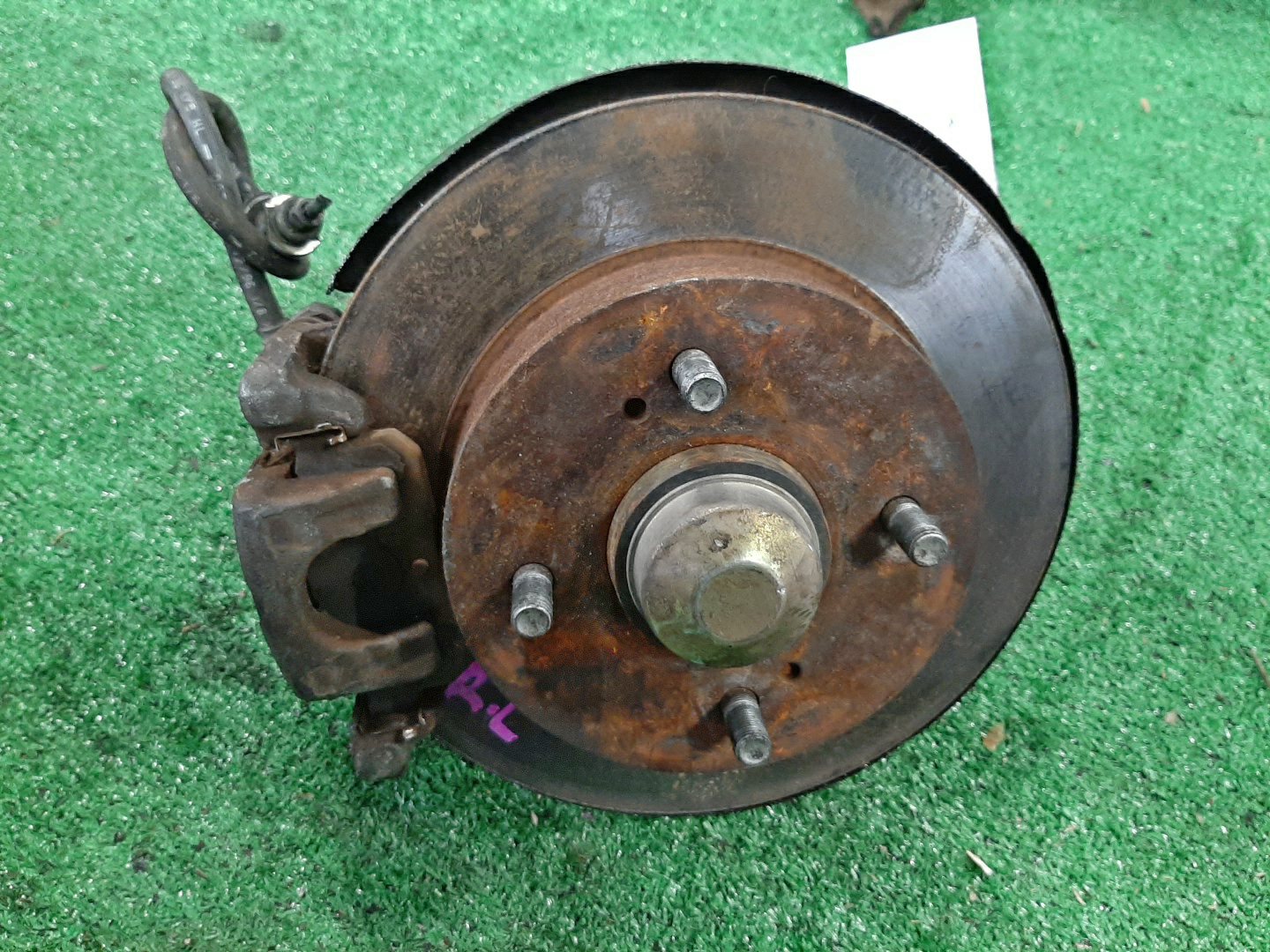 Ступица левая задняя NISSAN BLUEBIRD, PRIMERA HU14, EU14, P11, HP11, WHP11 SR20DE, SR18DE, SR20VE 1 ракурс