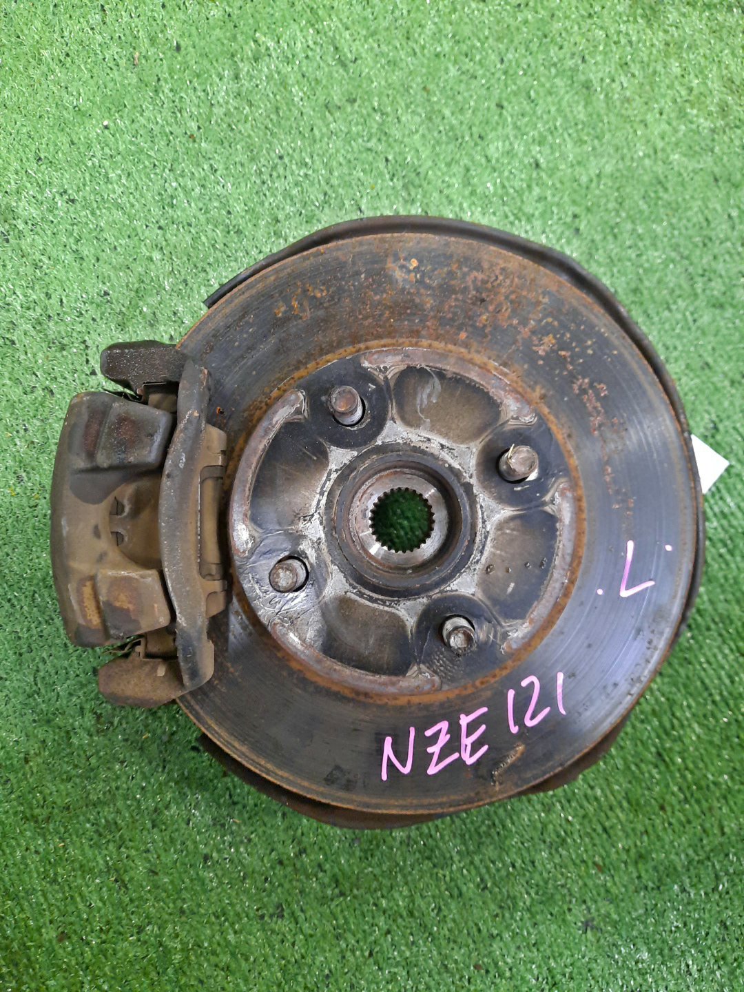 Ступица левая передняя TOYOTA COROLLA, COROLLA FIELDER, ALLEX, COROLLA RUNX NZE121 1NZ-FE 1 ракурс
