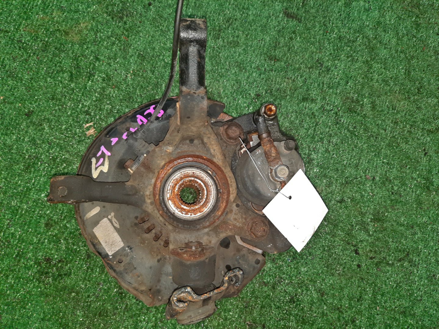 Ступица левая передняя TOYOTA PLATZ, VITZ SCP11, SCP10, SCP13 1SZ-FE, 2SZ-FE 2 ракурс
