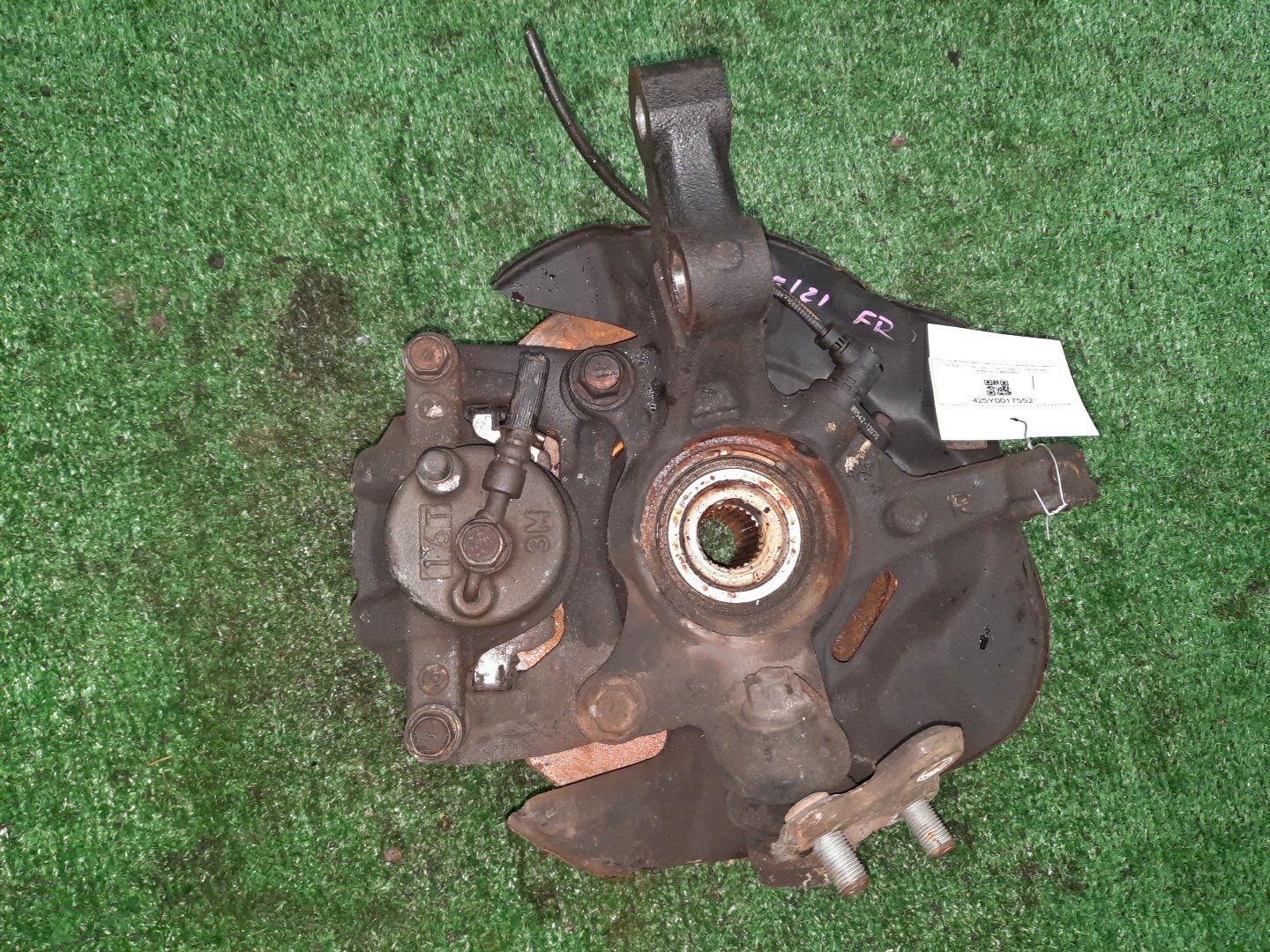 Ступица правая передняя TOYOTA COROLLA, COROLLA FIELDER, ALLEX, COROLLA RUNX NZE121, NZE121G 1NZ-FE 2 ракурс