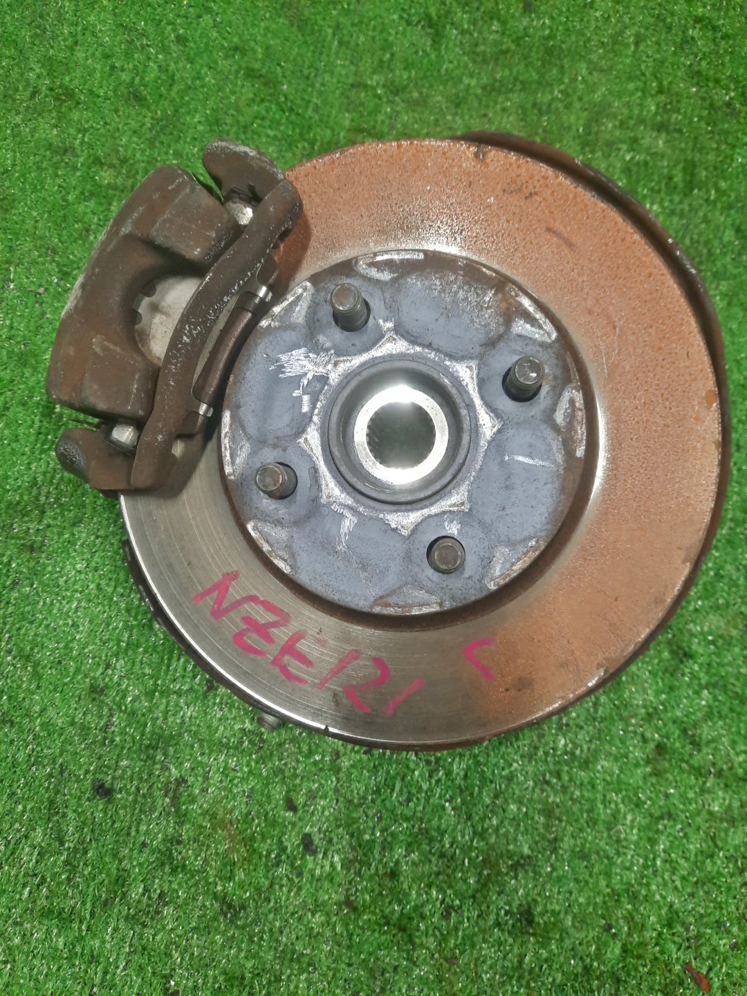 Ступица левая передняя TOYOTA COROLLA, COROLLA FIELDER, ALLEX, COROLLA RUNX NZE121 1NZ-FE 1 ракурс
