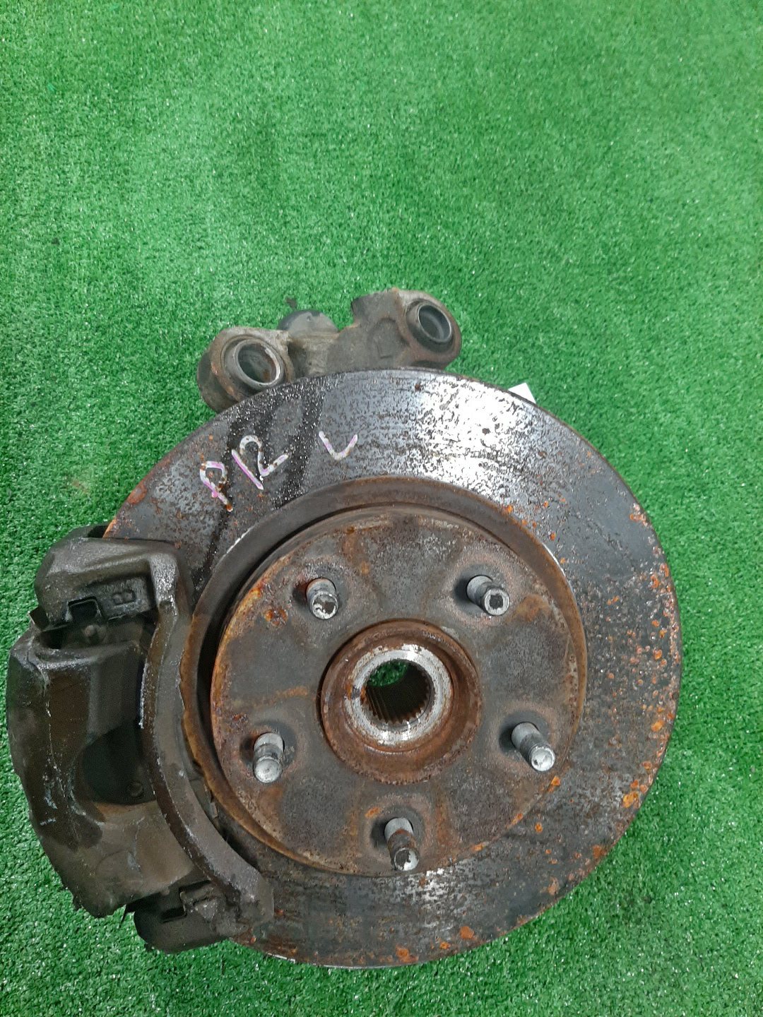 Ступица левая передняя NISSAN PRIMERA P12, QP12, TP12, HP12, RP12, WTP12, WHP12, WRP12 QG18DE, QR20DE, SR20VE, QR25DD 1 ракурс