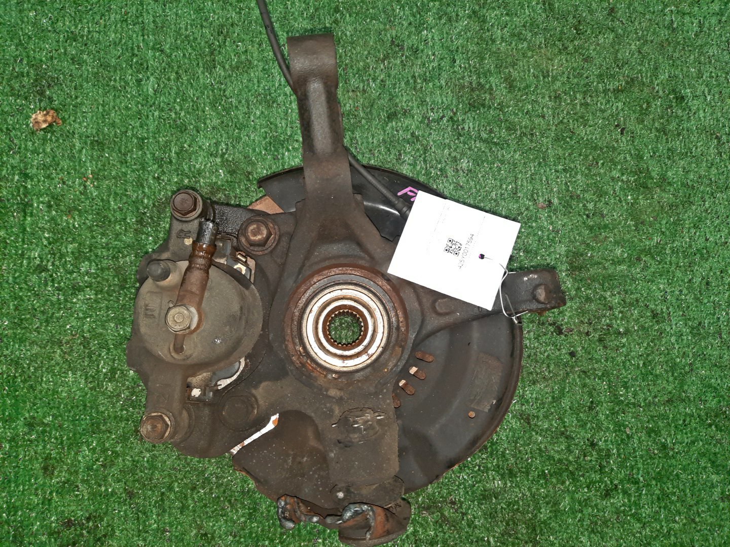 Ступица правая передняя TOYOTA PLATZ, VITZ SCP11, SCP10, SCP13 1SZ-FE, 2SZ-FE 2 ракурс