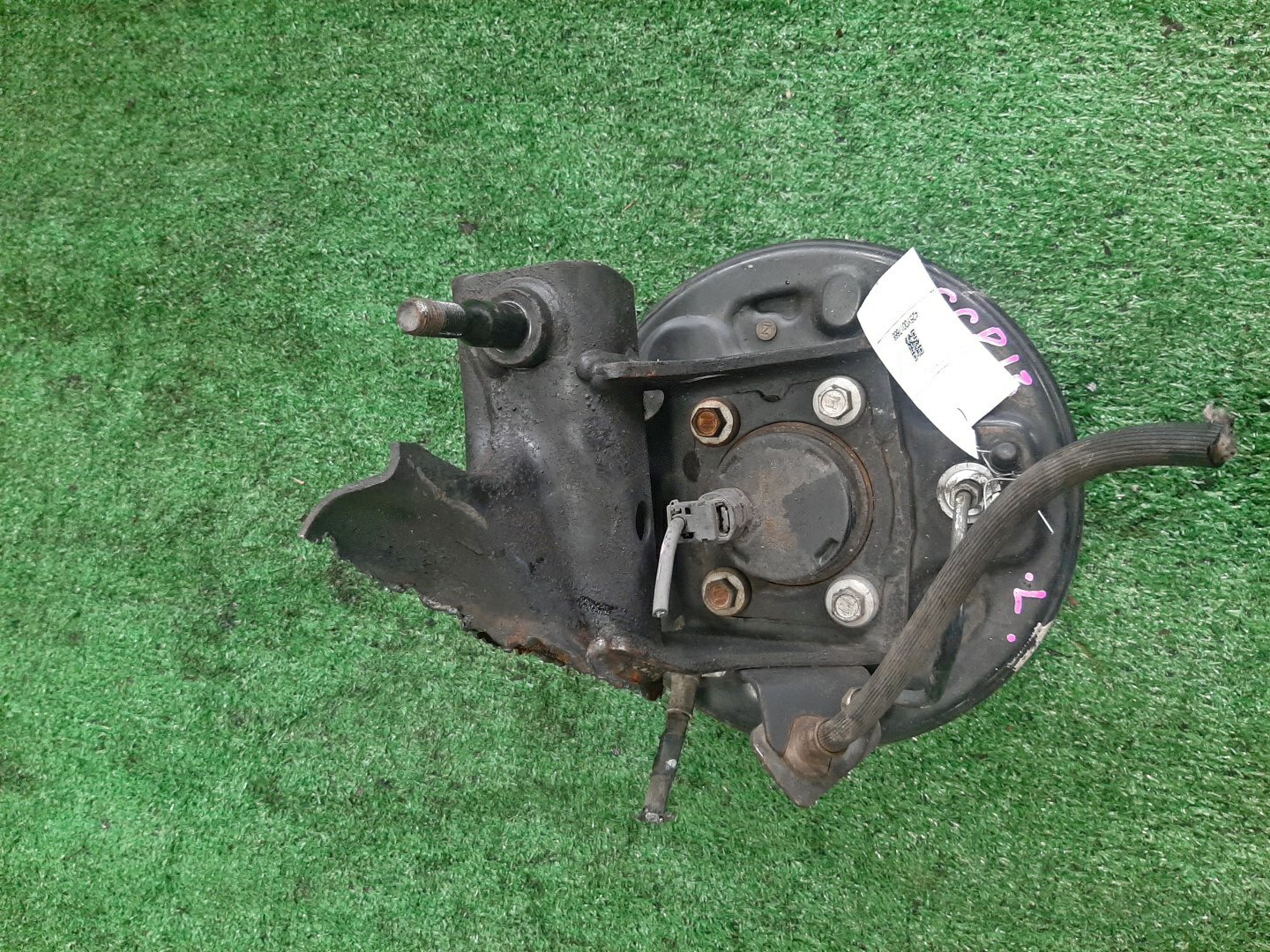 Ступица левая задняя TOYOTA VITZ SCP13 2SZ-FE 2 ракурс
