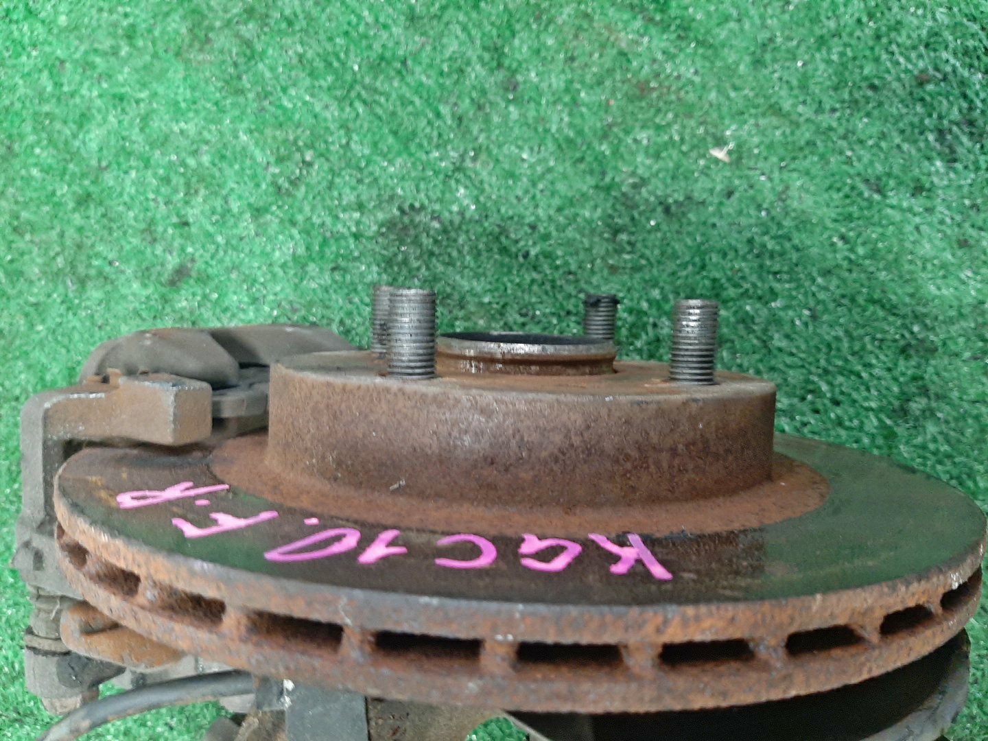 Ступица правая передняя TOYOTA PASSO, BOON KGC15, KGC10, QNC10, M301S, M310S, M300S 1KR-FE, K3-VE 2 ракурс