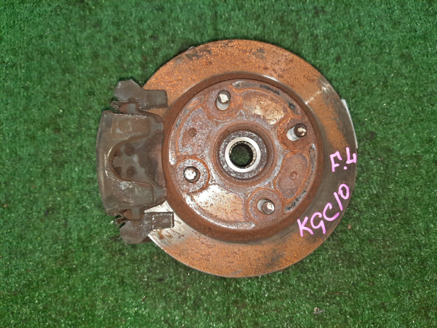 Ступица левая передняя TOYOTA PASSO, BOON KGC15, KGC10, QNC10, M301S, M310S, M300S 1KR-FE, K3-VE 1 ракурс