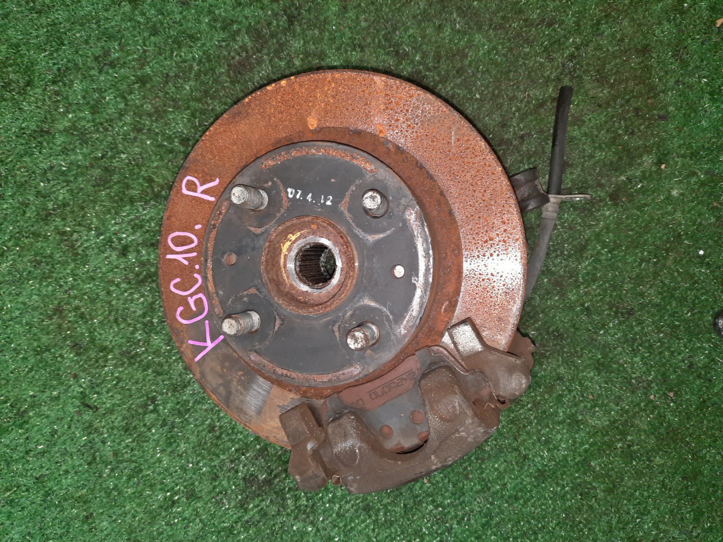 Ступица правая передняя TOYOTA PASSO, BOON KGC15, KGC10, QNC10, M301S, M310S, M300S 1KR-FE, K3-VE 1 ракурс