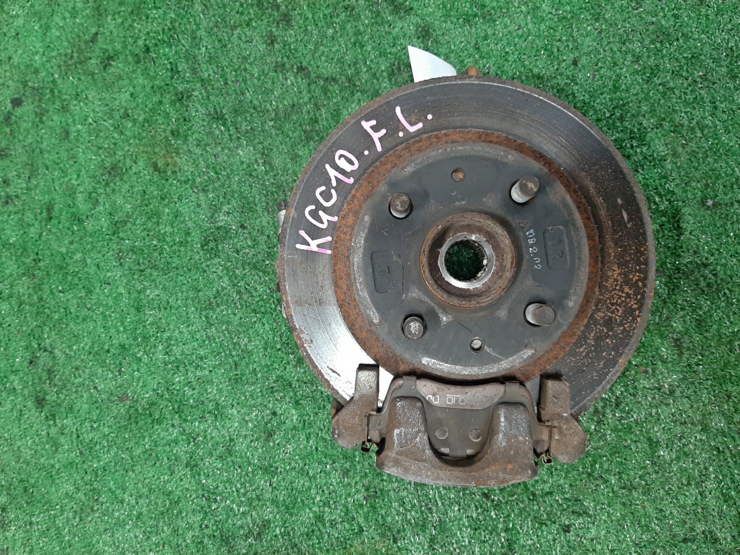 Ступица левая передняя TOYOTA PASSO, BOON KGC15, KGC10, QNC10, M301S, M310S, M300S 1KR-FE, K3-VE 1 ракурс