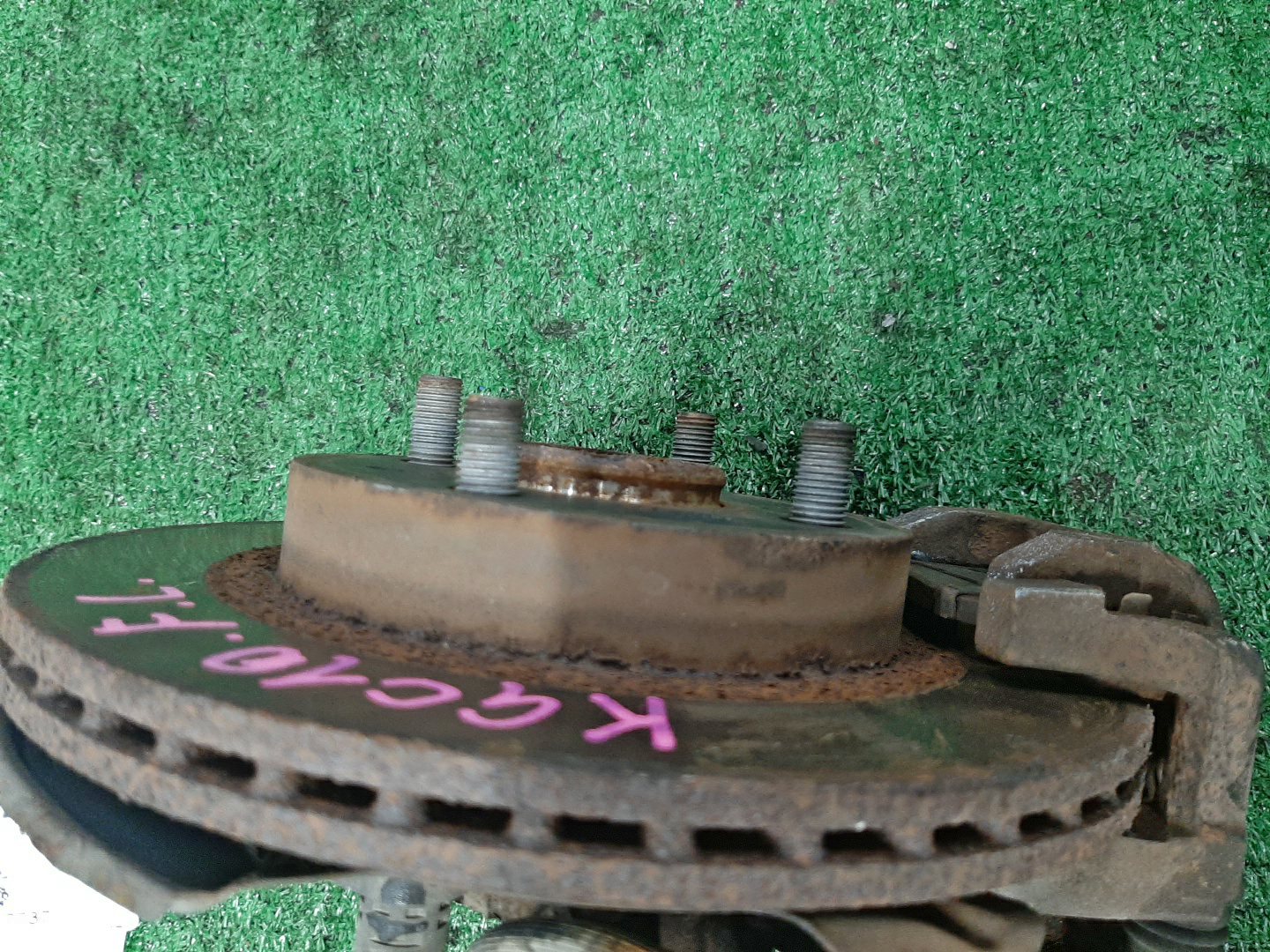 Ступица левая передняя TOYOTA PASSO, BOON KGC15, KGC10, QNC10, M301S, M310S, M300S 1KR-FE, K3-VE 2 ракурс