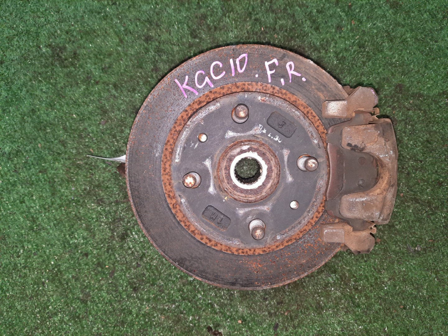 Ступица правая передняя  TOYOTA PASSO, BOON KGC15, KGC10, QNC10, M301S, M310S, M300S 1KR-FE, K3-VE 1 ракурс