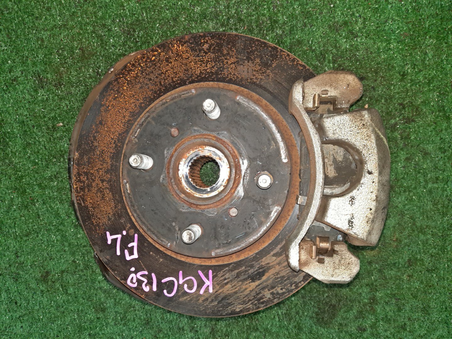 Ступица левая передняя TOYOTA VITZ , KSP130, NSP130, NHP130, NCP131 1NR-FE, 1KR-FE, 1NZ-FXE, 1NZ-FE 1 ракурс