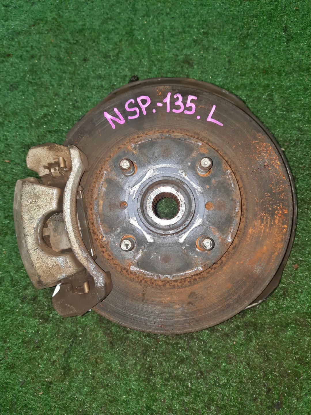 Ступица левая передняя TOYOTA VITZ KSP130, NSP130, NHP130, NSP135, NCP131 1KR-FE, 1NR-FE, 1NZ-FXE, 1NZ-FE 1 ракурс