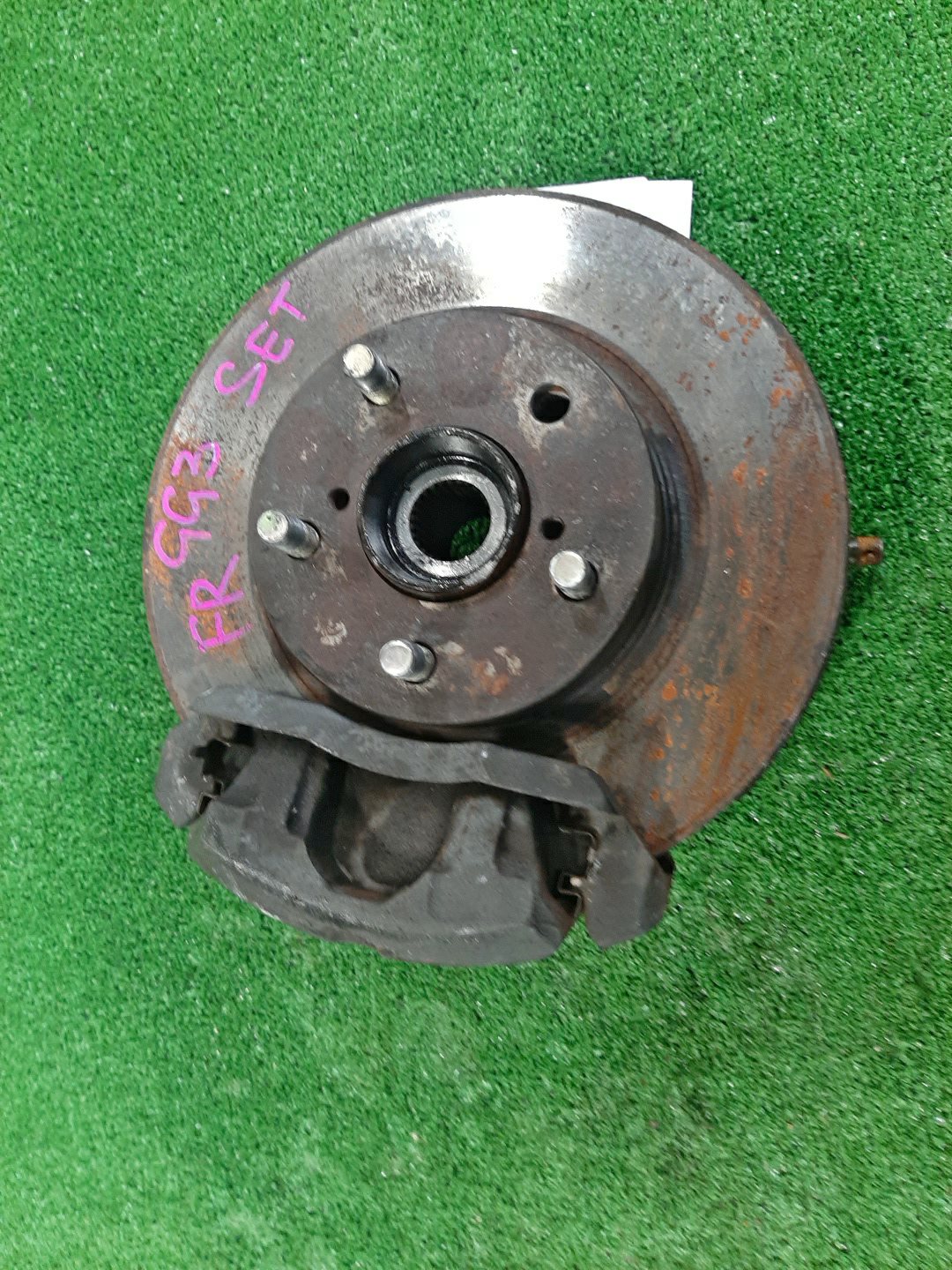 Ступица правая передняя  SUBARU IMPREZA GG3 EJ15E 1 ракурс