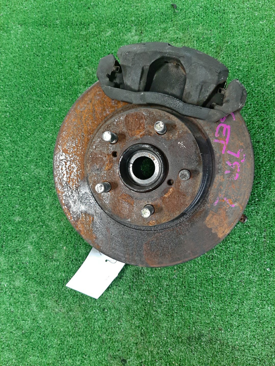 Ступица левая передняя  SUBARU IMPREZA GG3 EJ15E 1 ракурс