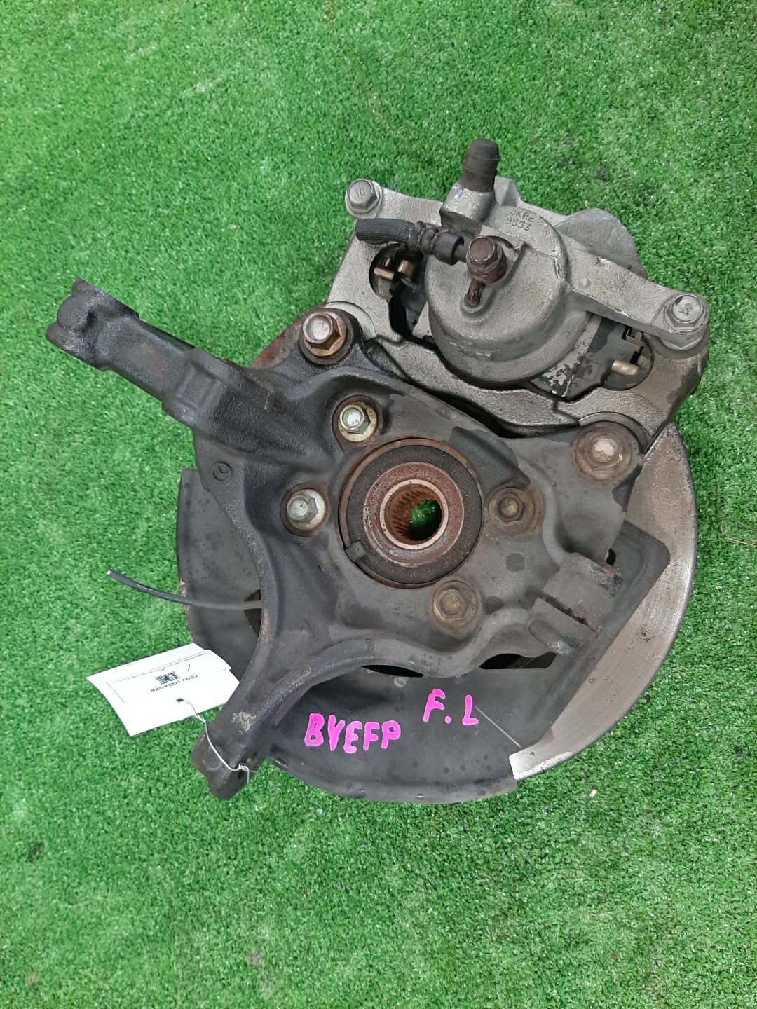 Ступица левая передняя MAZDA AXELA BYEFP PE-VPH 3 ракурс