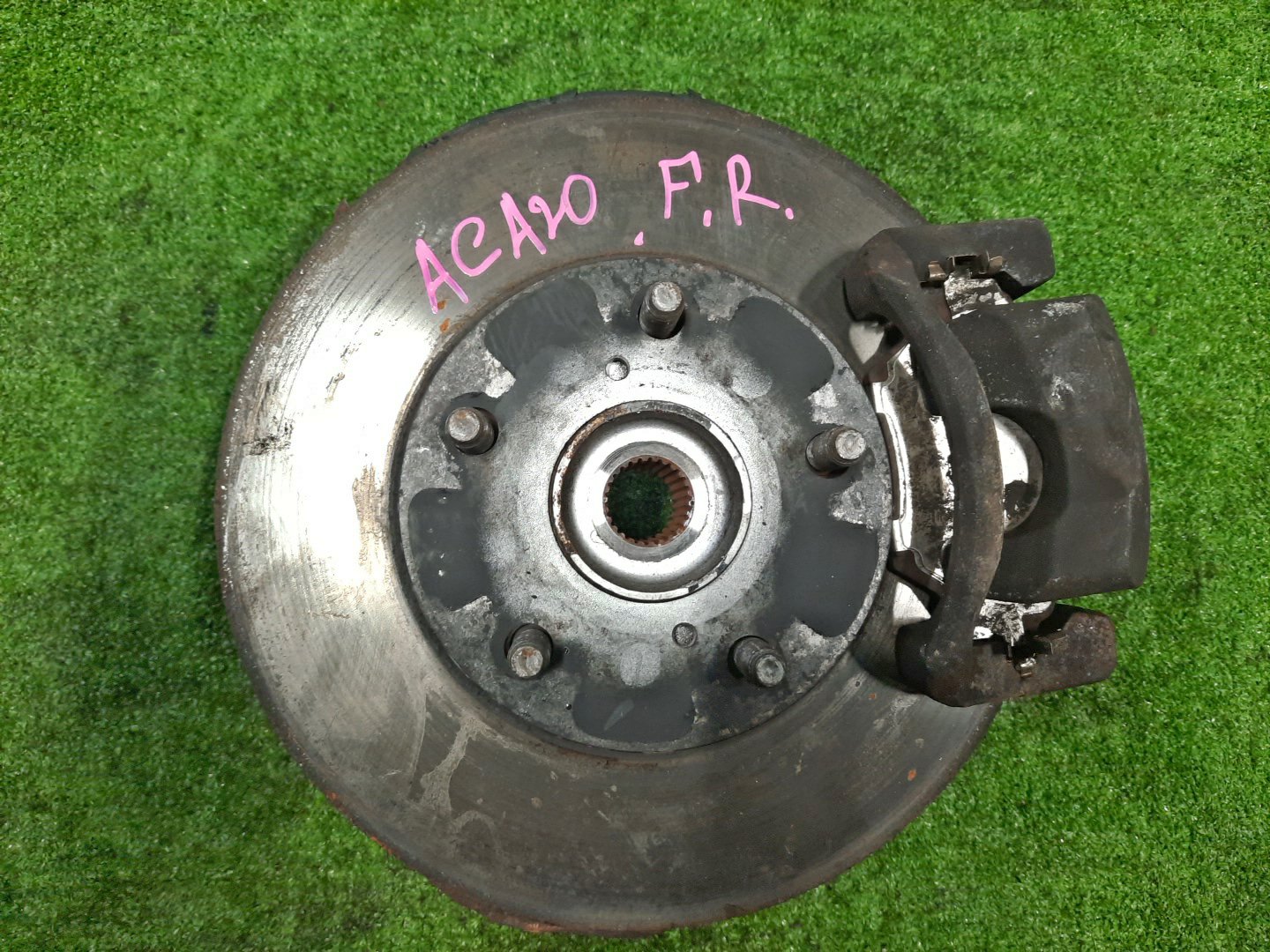 Ступица правая передняя TOYOTA RAV4 ACA21W, ACA20W, ZCA26W, ZCA25W 1AZ-FSE 1 ракурс