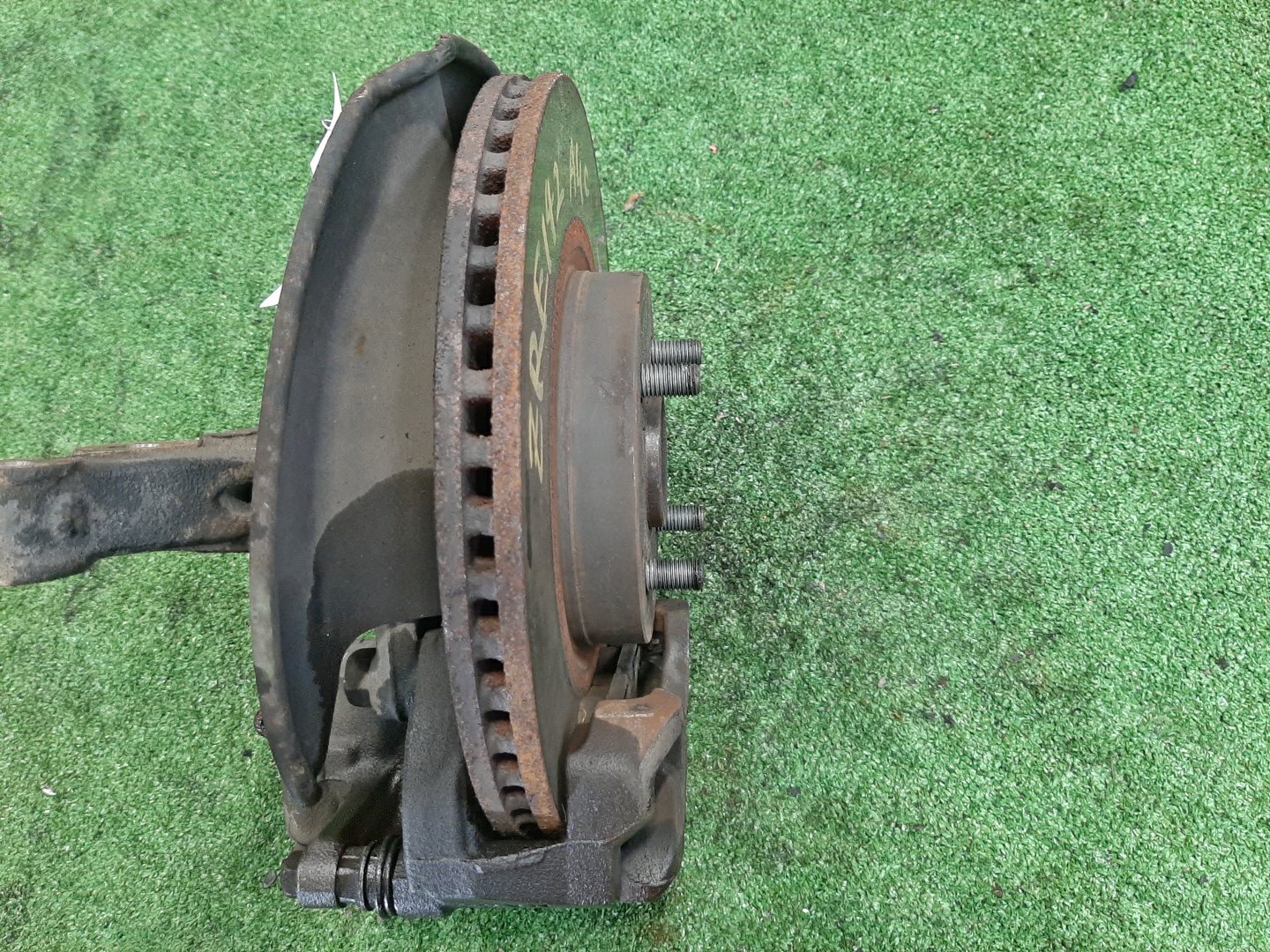 Ступица левая передняя TOYOTA AXIO, COROLLA FIELDER, COROLLA  AXIO, FIELDER NZE141, ZRE142, ZRE142G, NZE141G 1NZ-FE, 2ZR-FAE, 2ZR-FE 2 ракурс