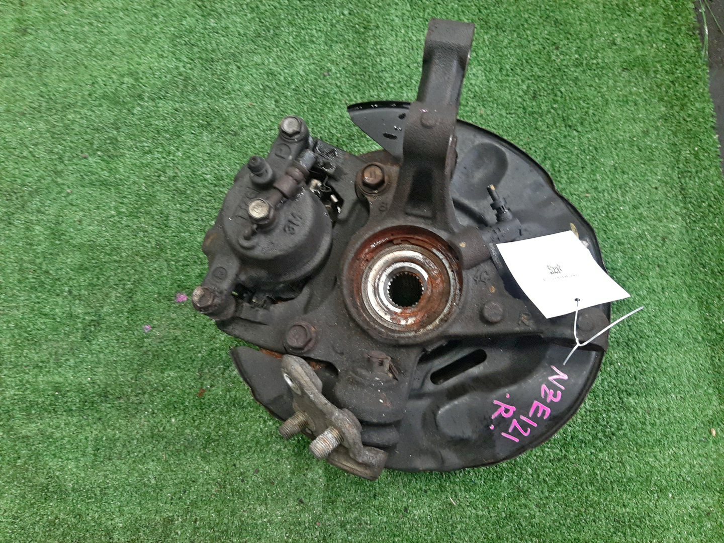 Ступица правая передняя TOYOTA COROLLA, COROLLA FIELDER, ALLEX, COROLLA RUNX NZE121, NZE121G 1NZ-FE 3 ракурс