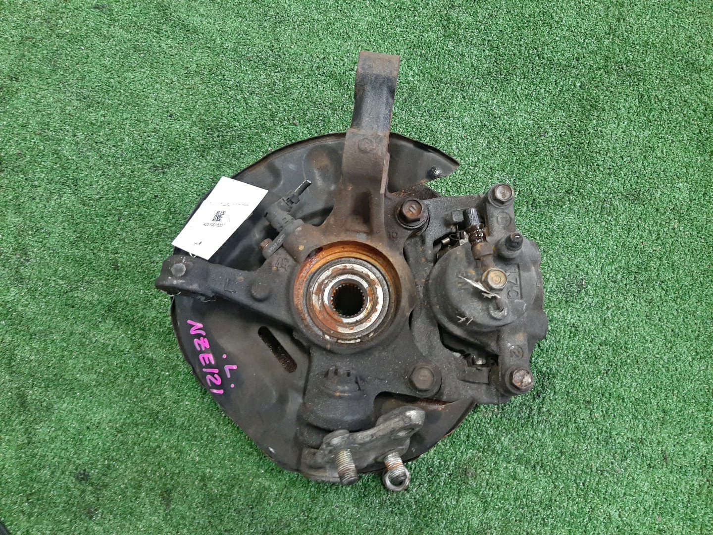 Ступица левая передняя TOYOTA COROLLA, COROLLA FIELDER, ALLEX, COROLLA RUNX NZE121 1NZ-FE 3 ракурс