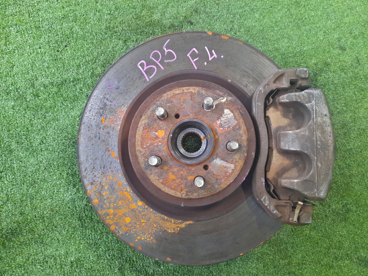 Ступица левая передняя  SUBARU LEGACY, OUTBACK, LEGACY B4 BL5, BP5, BPE, BLE, BL9, BP9 EJ20DE, EJ20T, EJ20E, EZ30DE, EJ25E 1 ракурс
