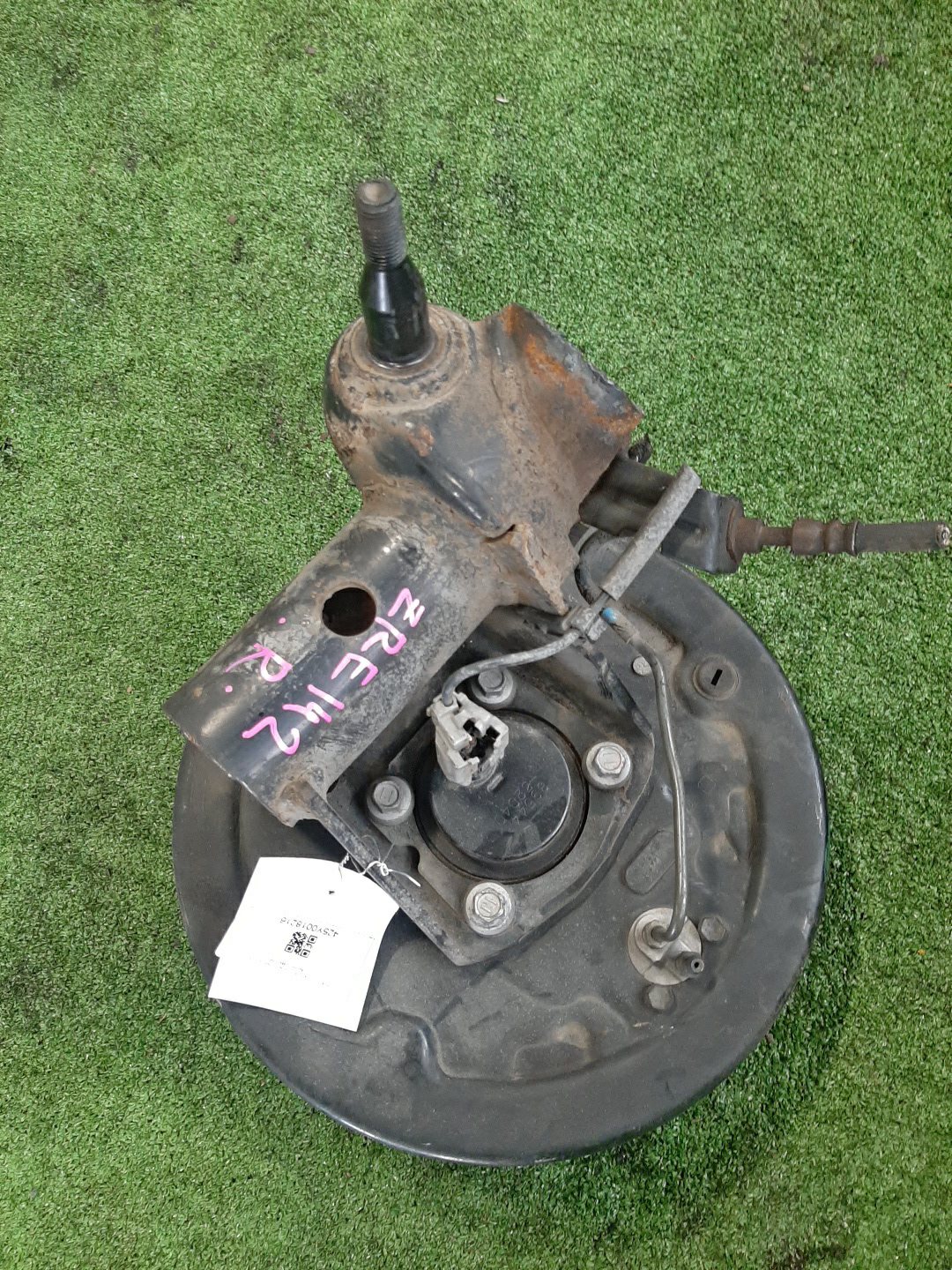 Ступица правая задняя TOYOTA AXIO, COROLLA FIELDER, COROLLA  AXIO, FIELDER NZE141, ZRE142, ZRE142G, NZE141G 1NZ-FE, 2ZR-FAE, 2ZR-FE 2 ракурс