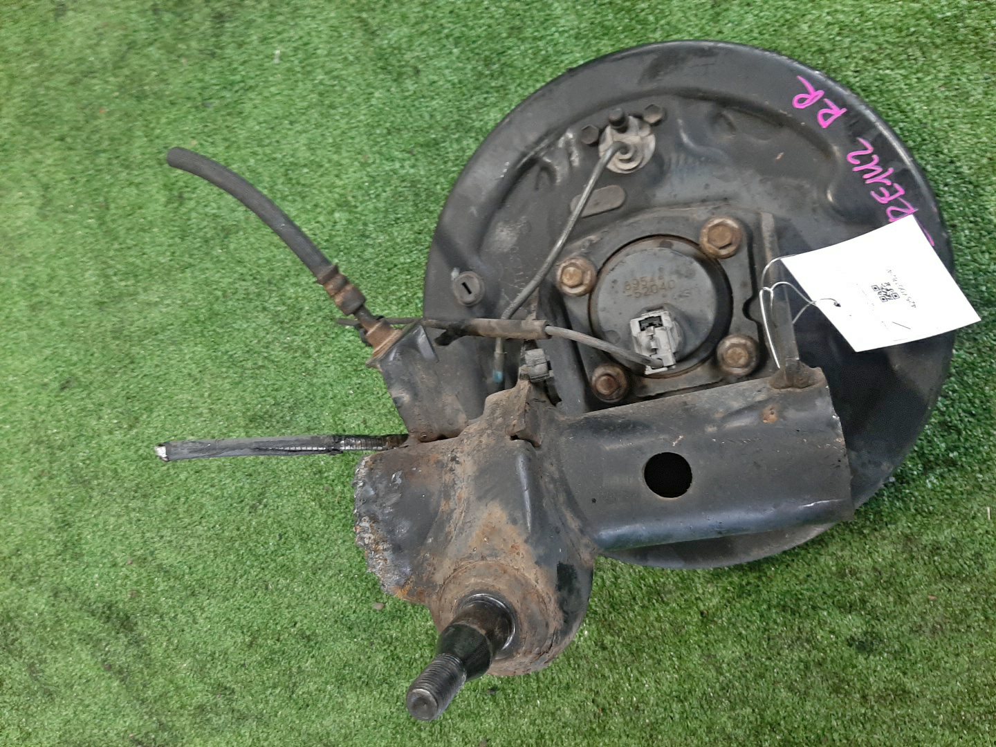 Ступица правая задняя TOYOTA AXIO, COROLLA FIELDER, COROLLA  AXIO, FIELDER NZE141, ZRE142, ZRE142G, NZE141G 1NZ-FE, 2ZR-FAE, 2ZR-FE 2 ракурс
